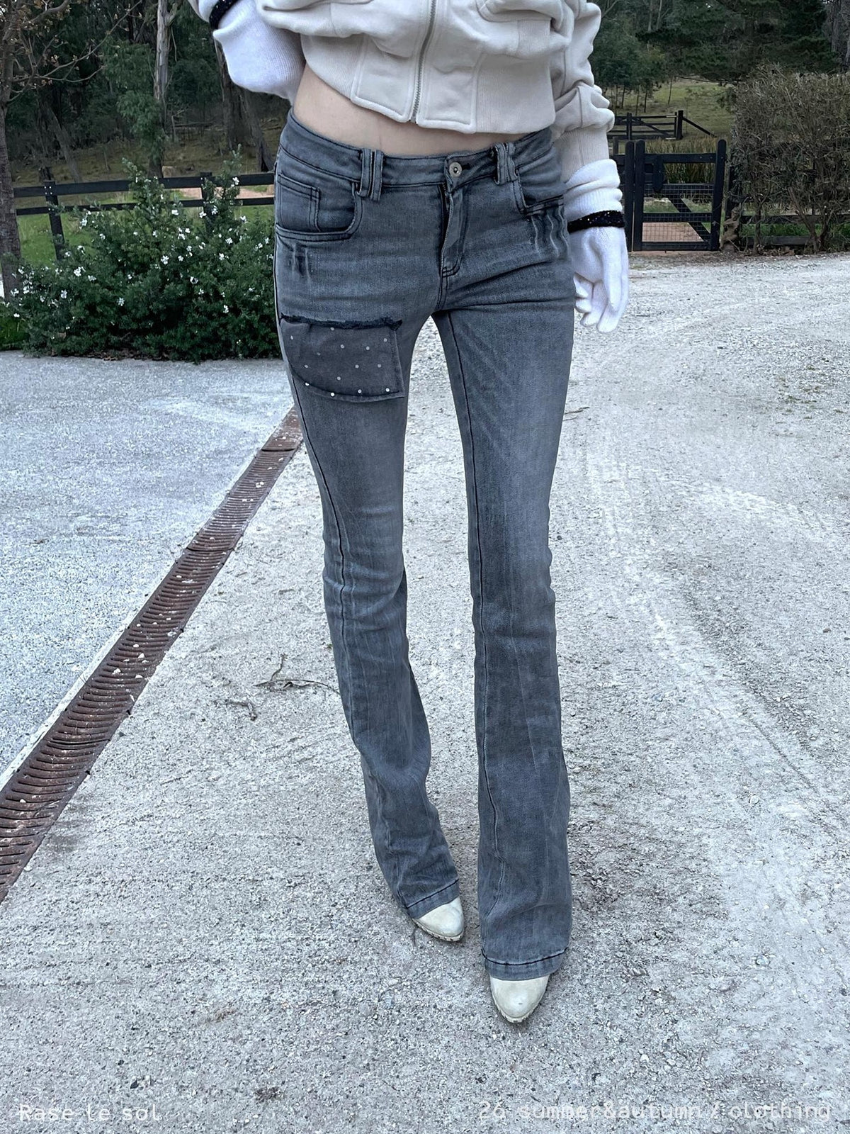 Rase le sol Polka Dot Pocket Low Rise Cotton Women's Bootcut Jeans