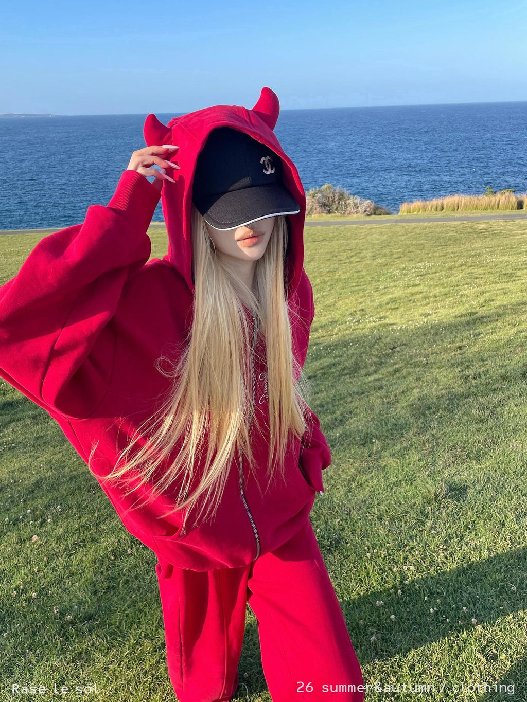 Rase le sol Red Devil Horn Rhinestone Embroidered Letter Hooded Women's Cotton Tracksuit Sets
