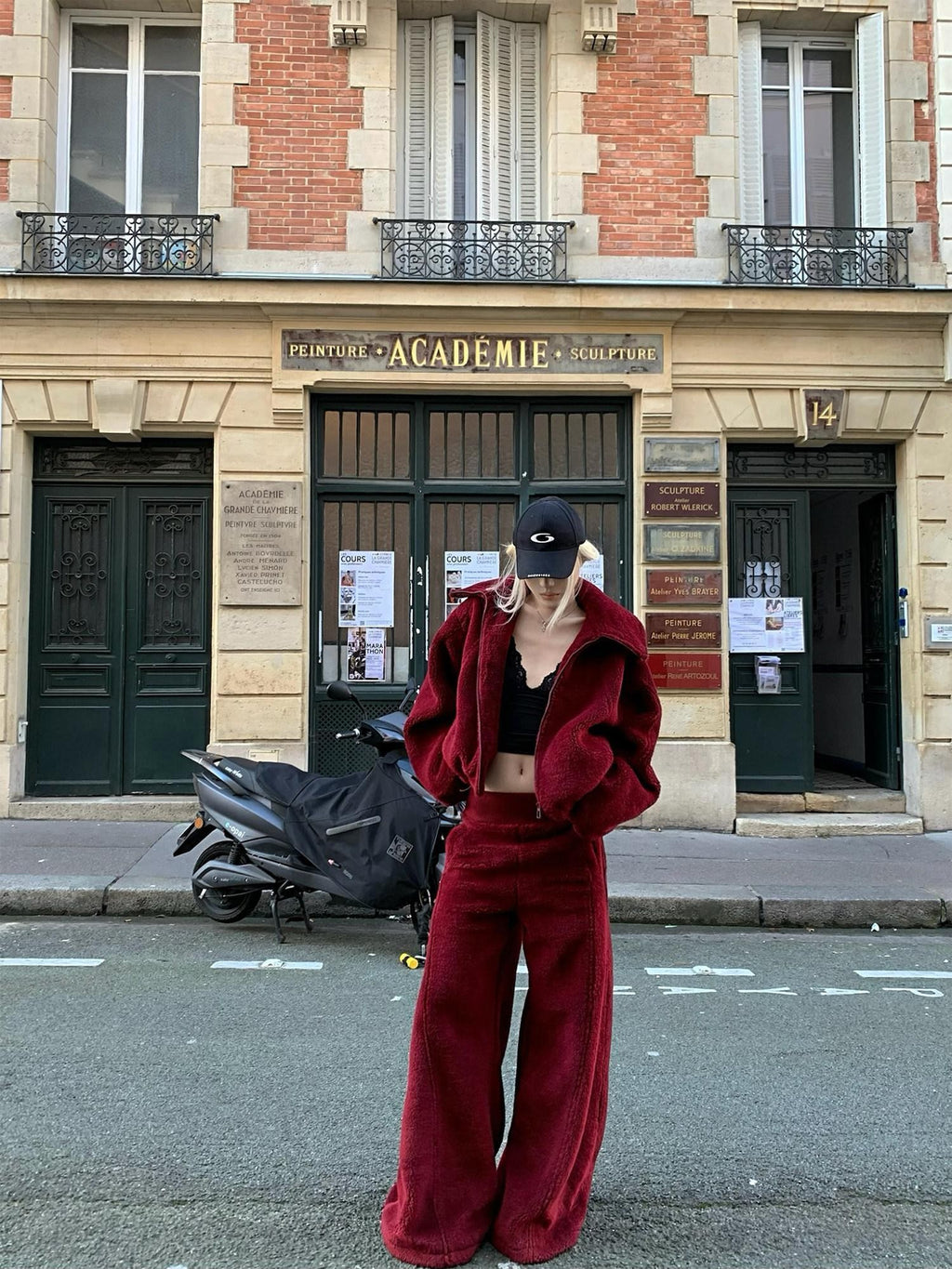 Rase le sol Red Oversized Cropped Women's Polar Fleece Casual Top & Pants Sets