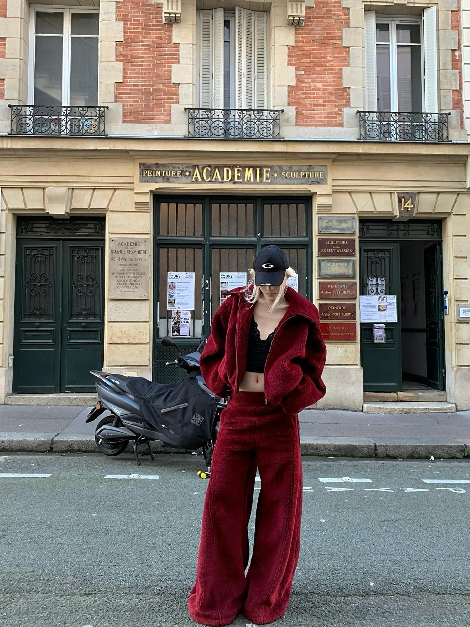 Rase le sol Red Oversized Cropped Women's Polar Fleece Casual Top & Pants Sets