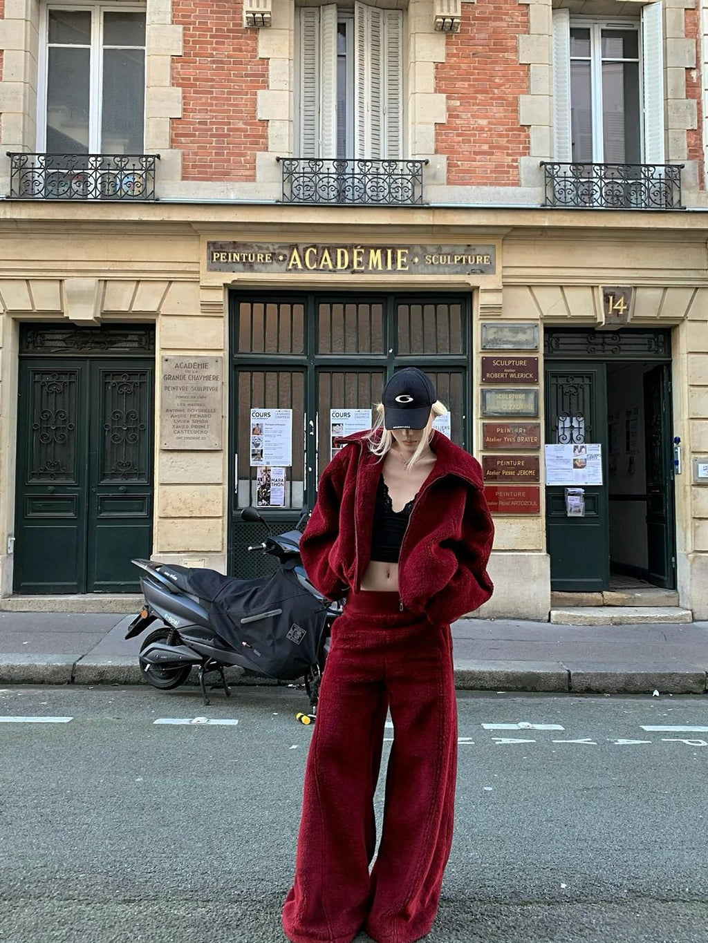 Rase le sol Red Oversized Cropped Women's Polar Fleece Casual Top & Pants Sets