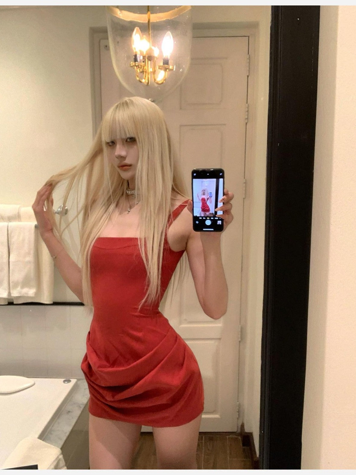 Rase le sol Red Spaghetti Strap Cinched Waist Hip Hugging Women's Bodycon Mini Dresses