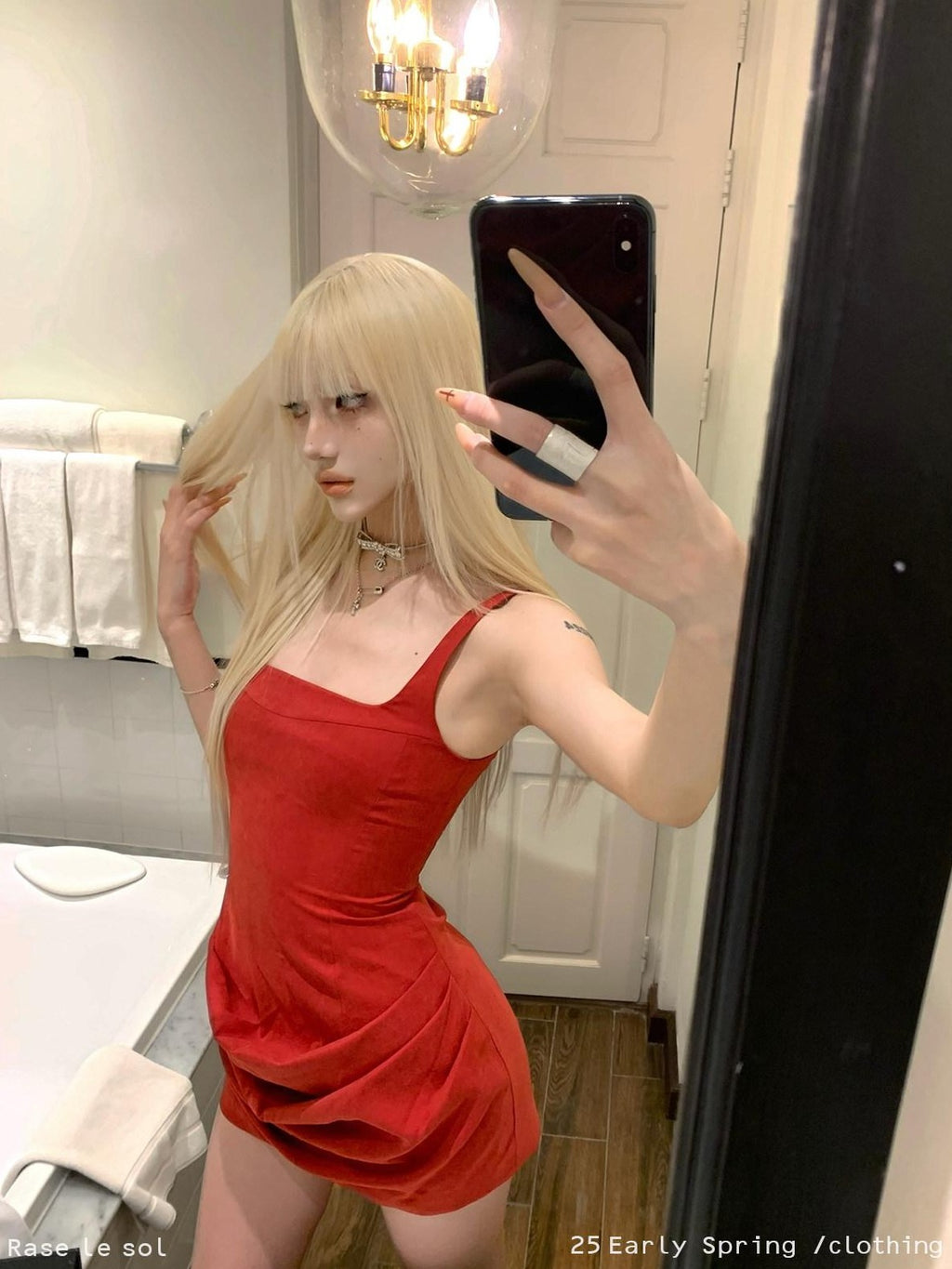 Rase le sol Red Spaghetti Strap Cinched Waist Hip Hugging Women's Bodycon Mini Dresses
