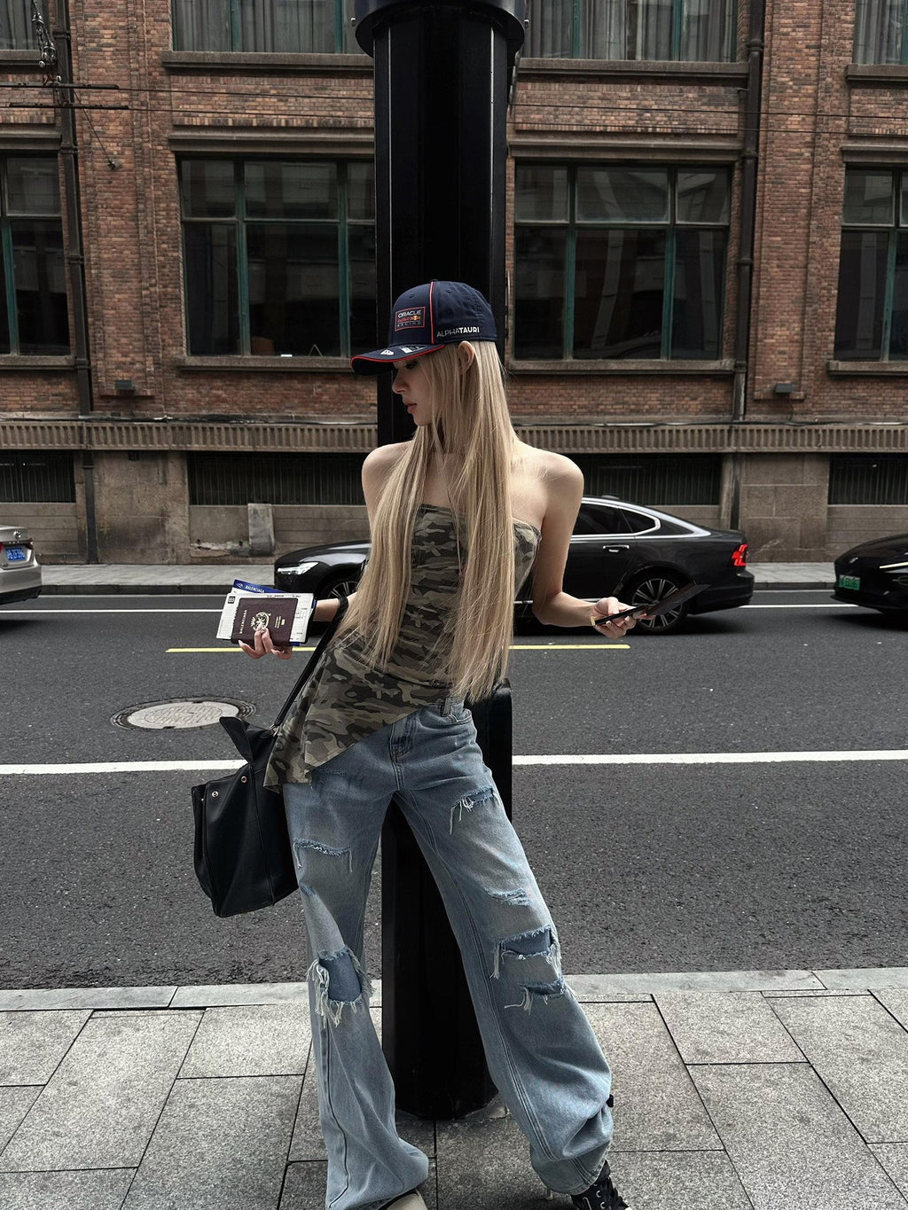 Rase le sol Relaxed Faux Layered Distressed Whisker Women's Denim Straight-leg Jeans