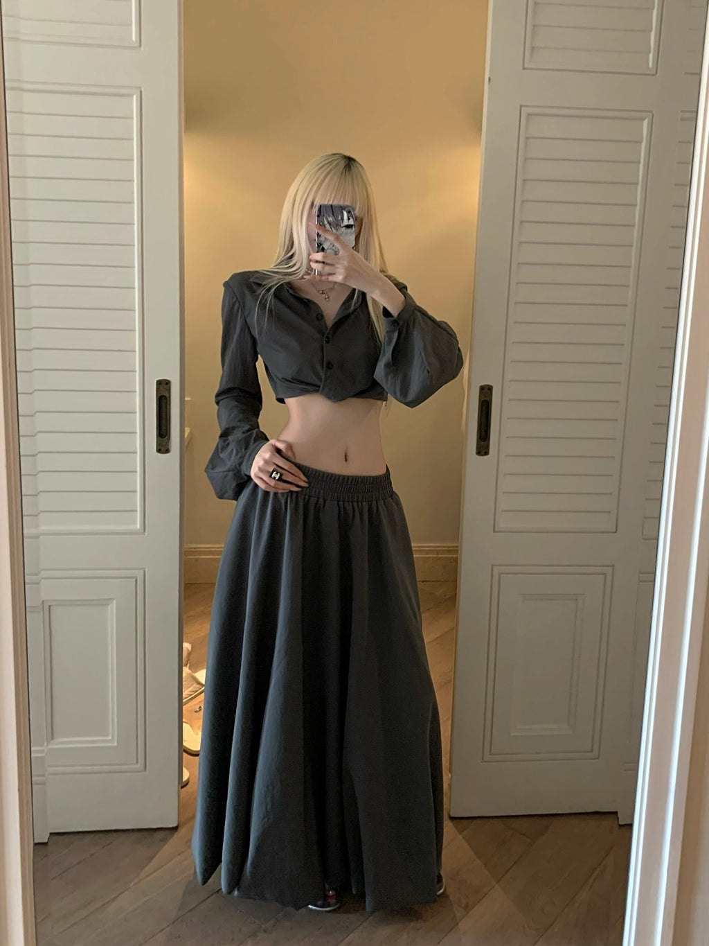 Rase_le_sol_Relaxed_Gray_Cropped_Shirt_Tulip_Hem_Women's_Matching_Skirt_Sets_892959080802_MISSTT