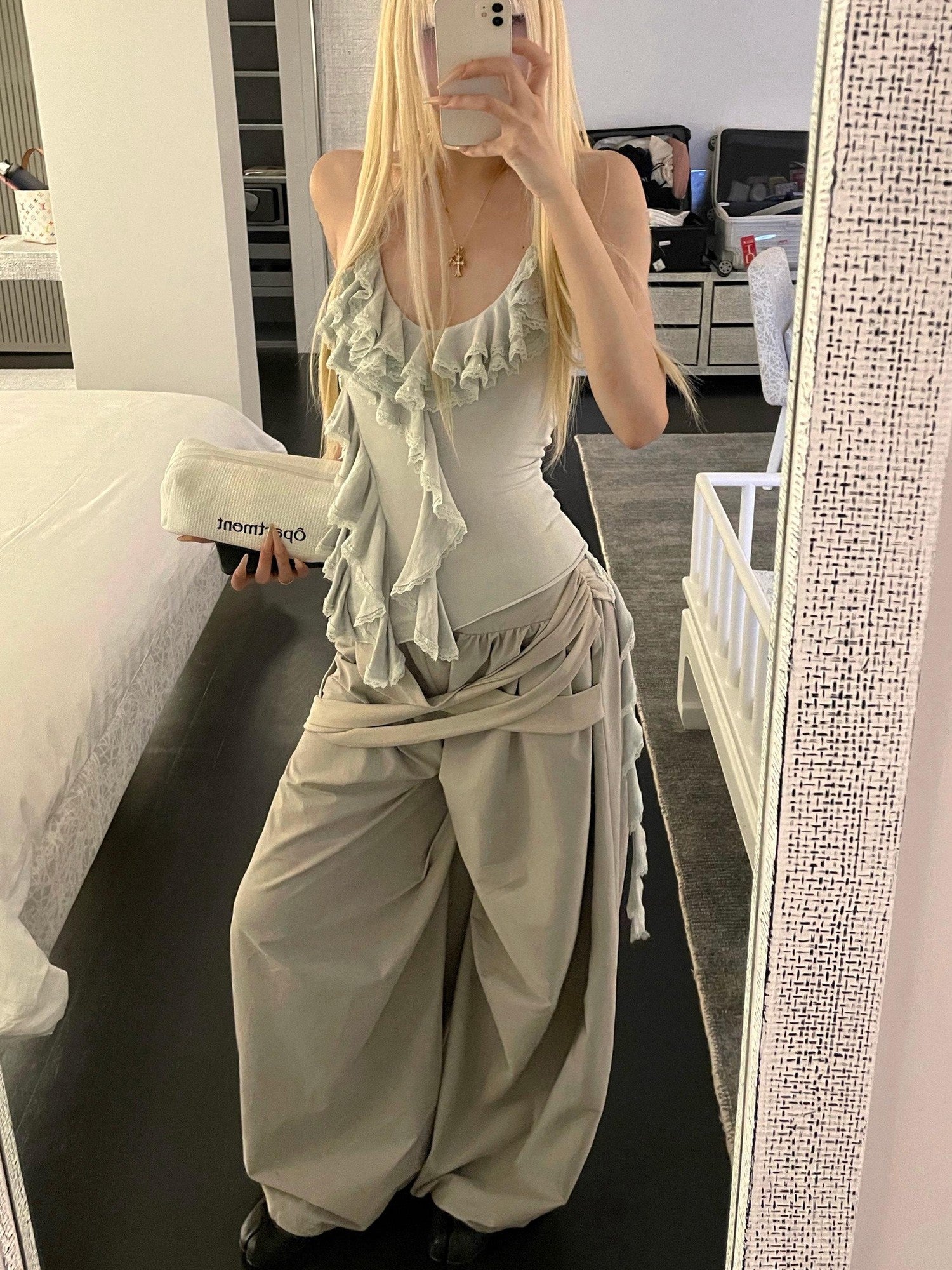 Rase le sol Sea Salt Mint Ruffle Ribbon Tie Neck Halter Women's Halter Tops