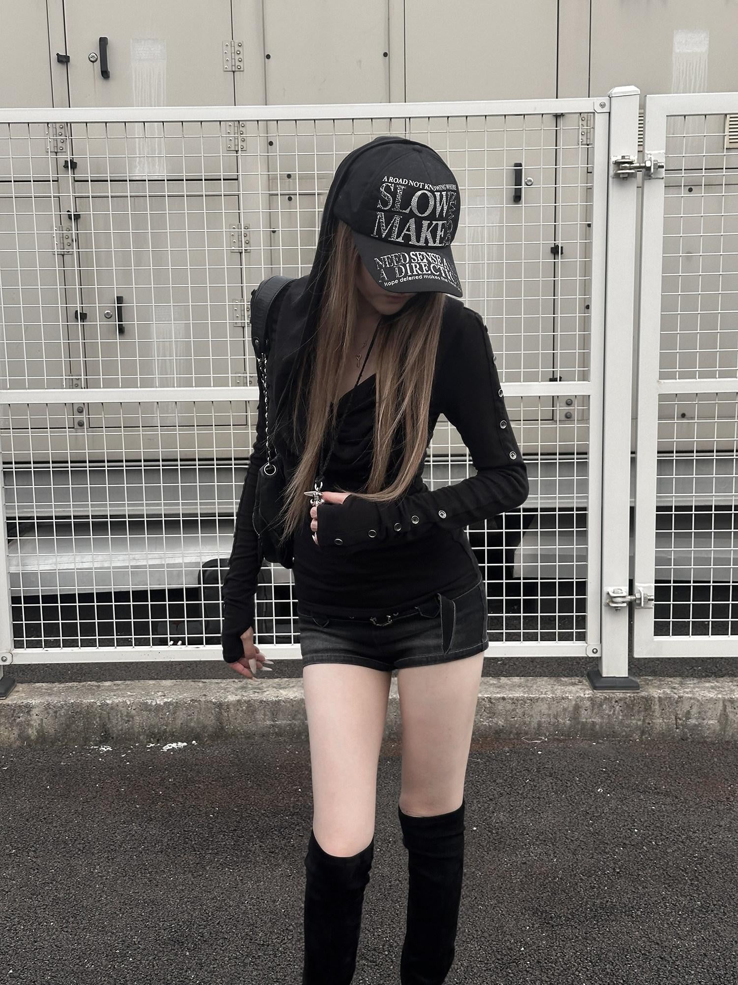 Rase le sol Sexy Double Waist Belt Low Rise Hip Hugging Women's Denim Shorts