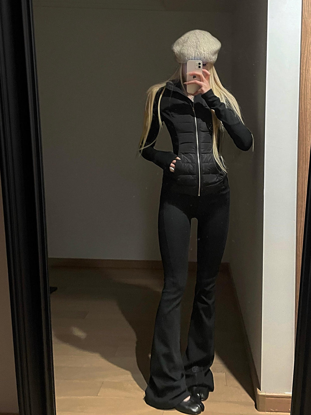 Rase le sol Slimming Fleece Lined Low Rise Stretch Nylon Women's Flare Pants