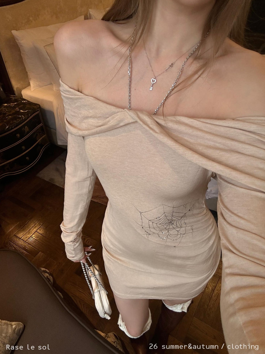 Rase le sol Spider Web Print Knotted Off Shoulder Women's Knit Bodycon Mini Dresses