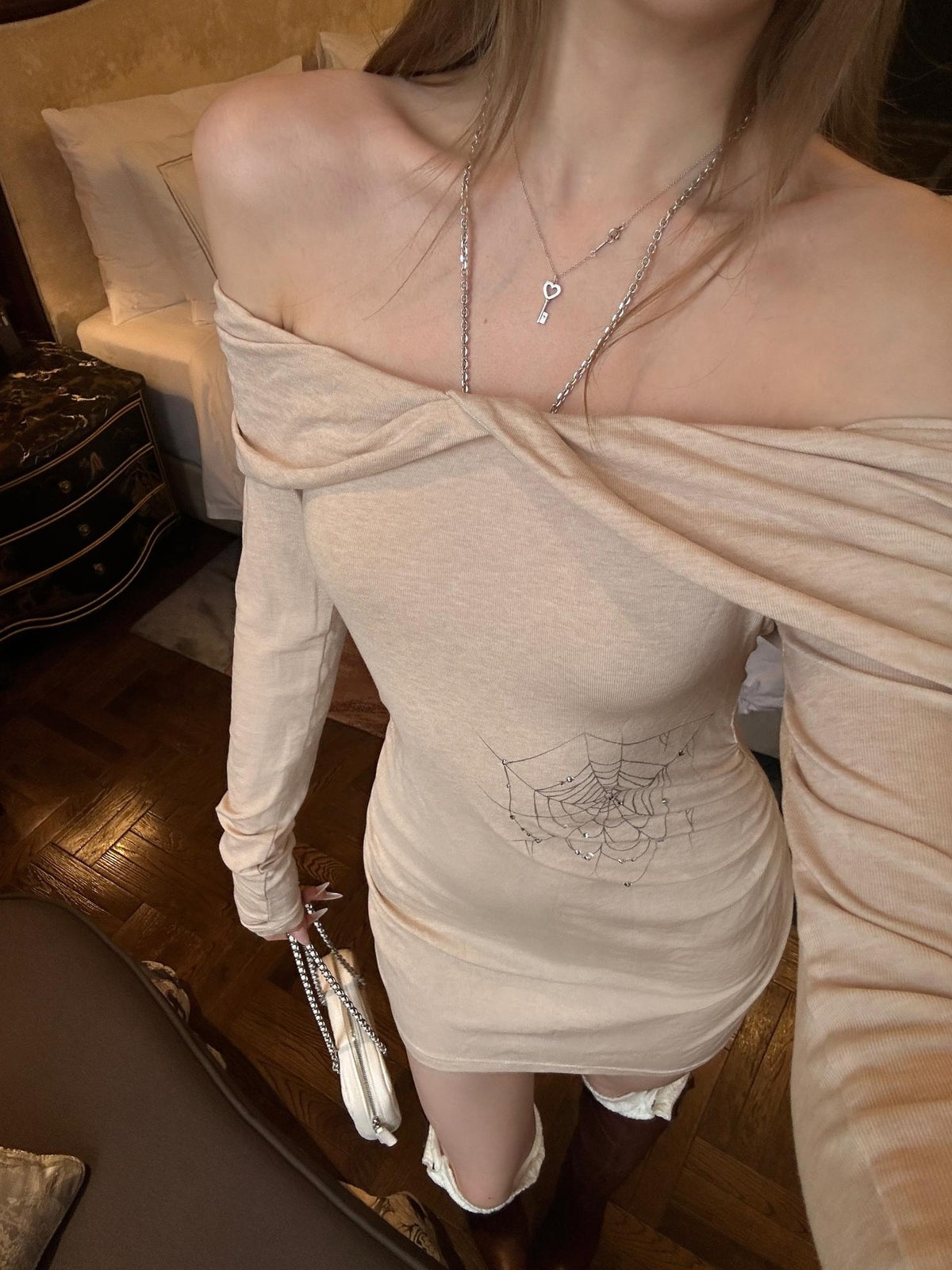 Rase le sol Spider Web Print Knotted Off Shoulder Women's Knit Bodycon Mini Dresses