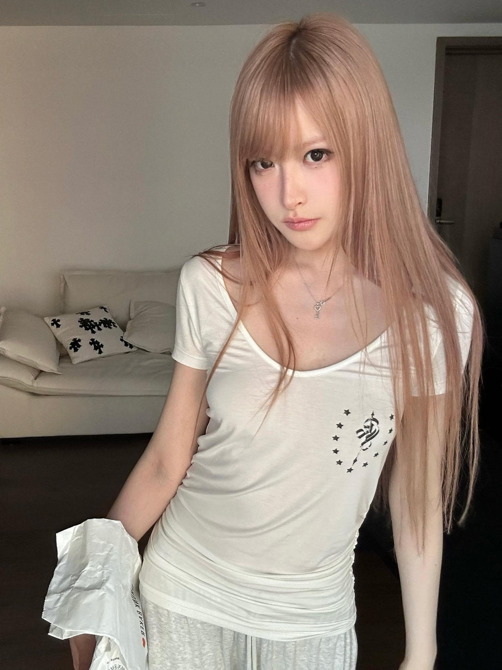 Rase le sol Starlight Whisper Print V-neck Slim Fit Women's Short Sleeve T-shirts