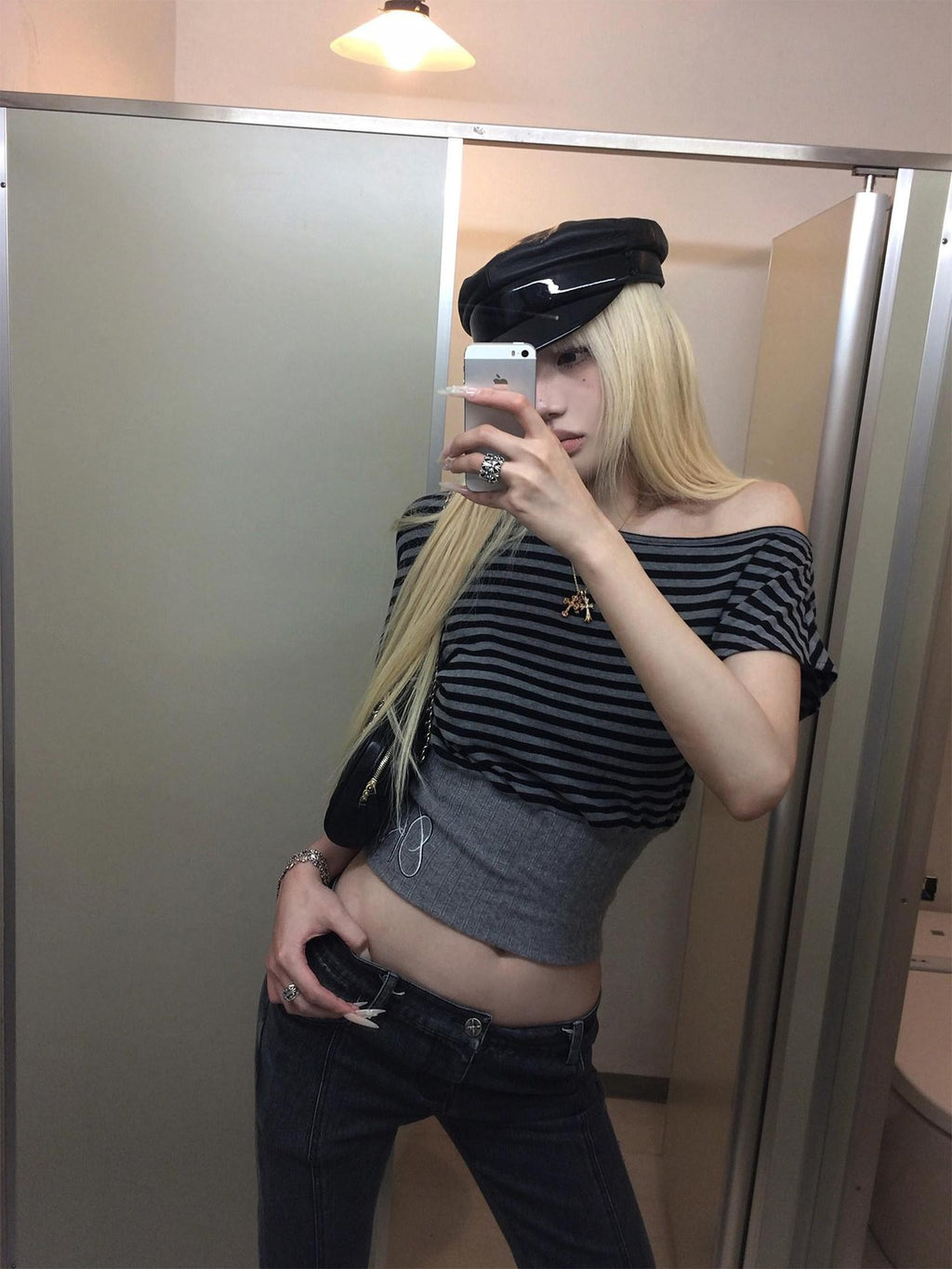 Rase le sol Striped Panelled Slanted Shoulder Short Sleeve Waist Cinch Women's Crop Tops
