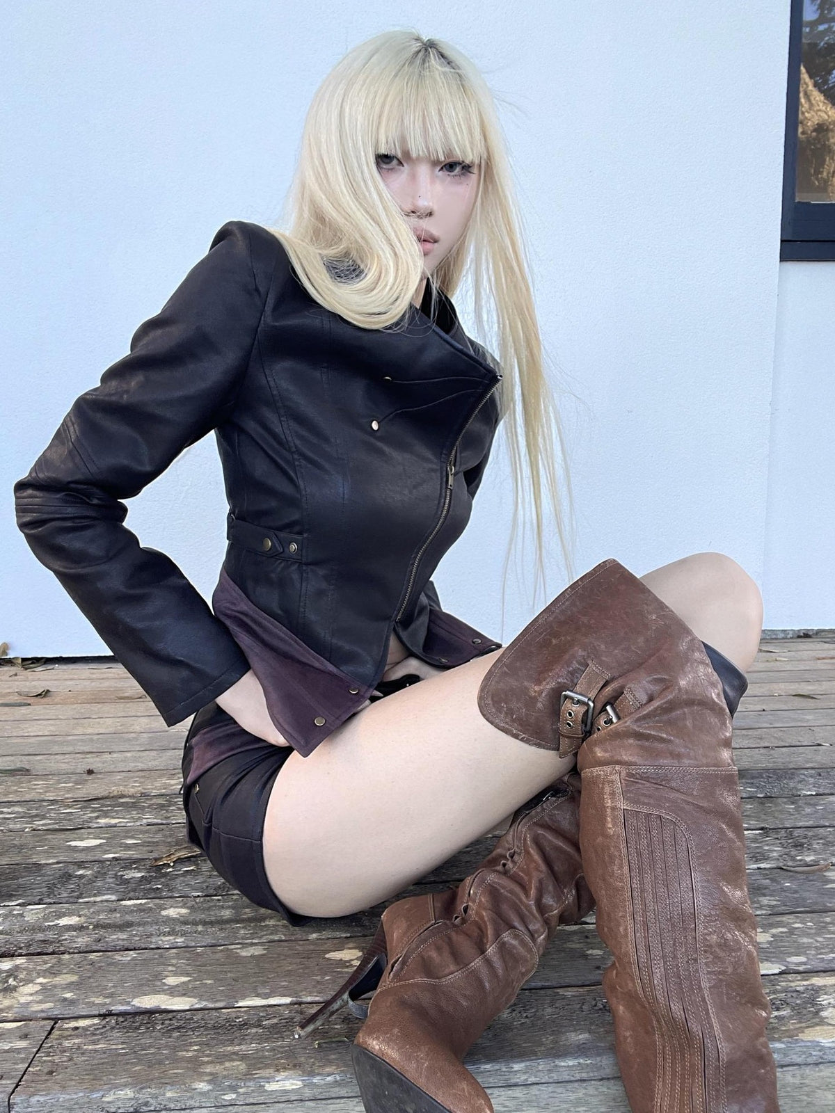 Rase le sol Studded Cropped Long Sleeve Women's Polyester Leather Jackets