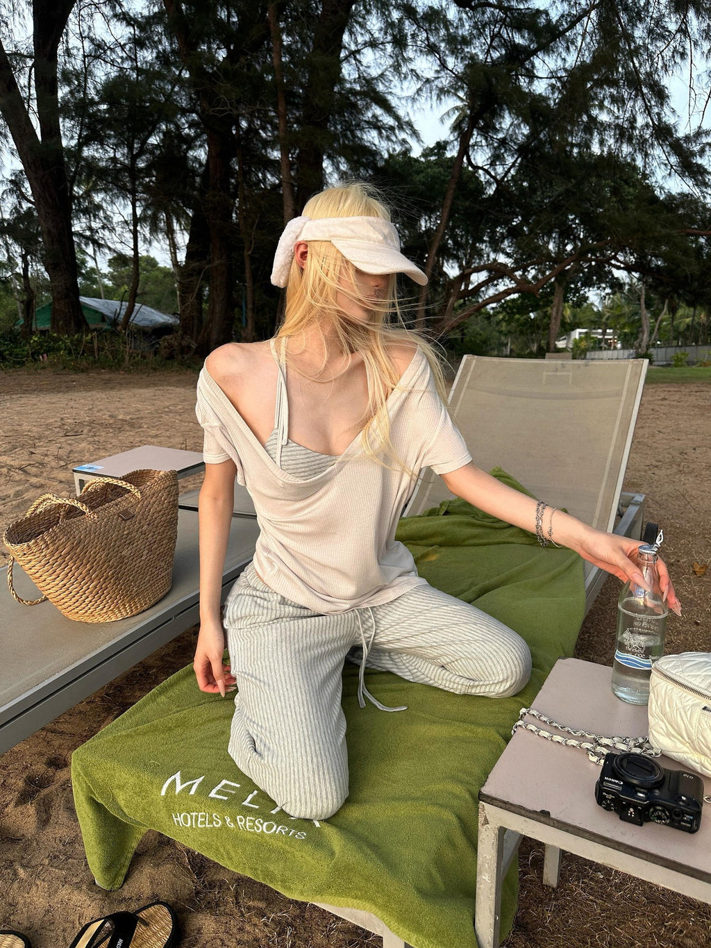 Rase le sol Sunlit Coast V-neck Loose Two Piece Cami Set Women's Short Sleeve T-shirts