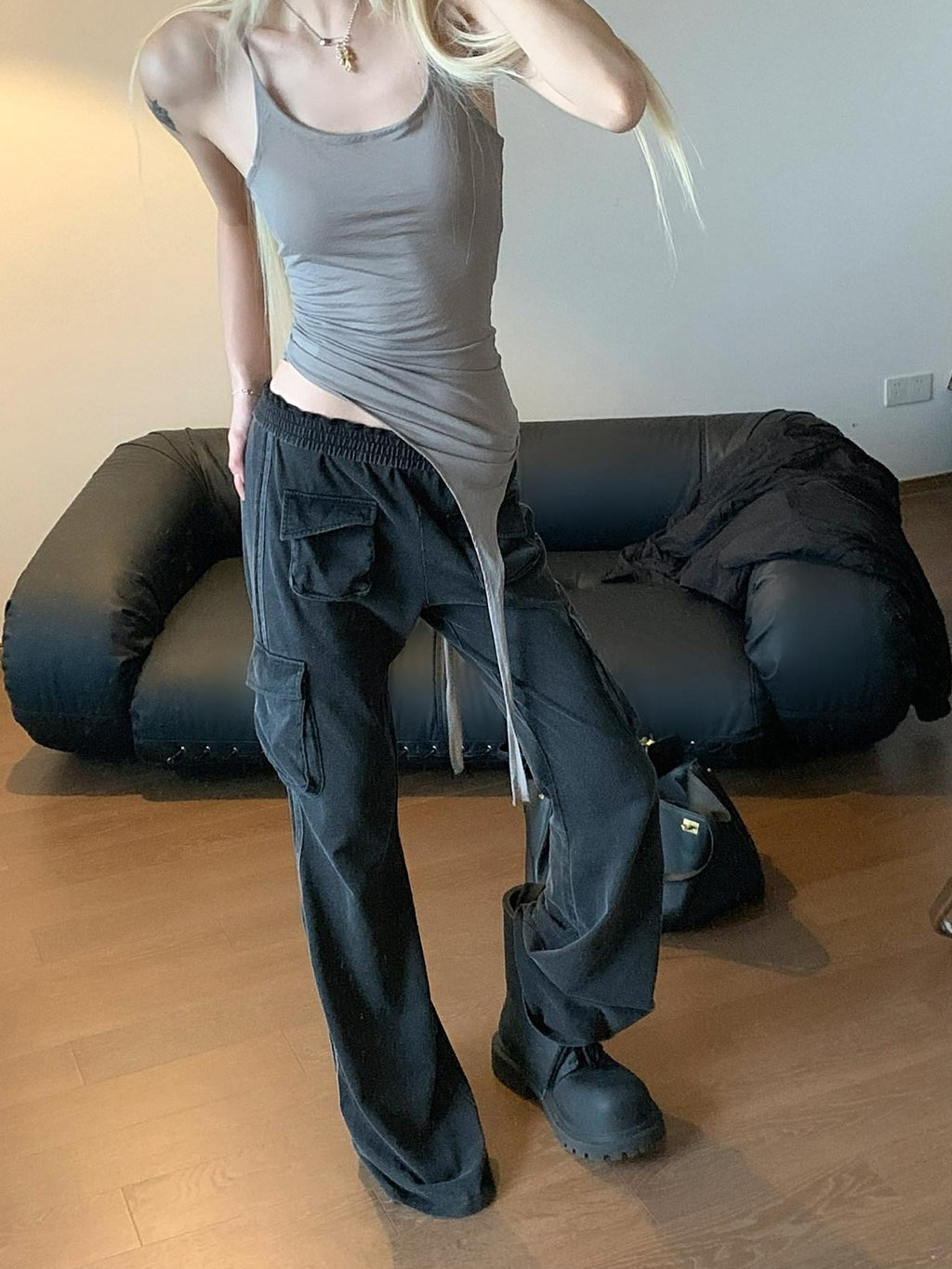 Rase le sol Washed Black American Utility Cargo Slight Flare Women's Straight-leg Pants