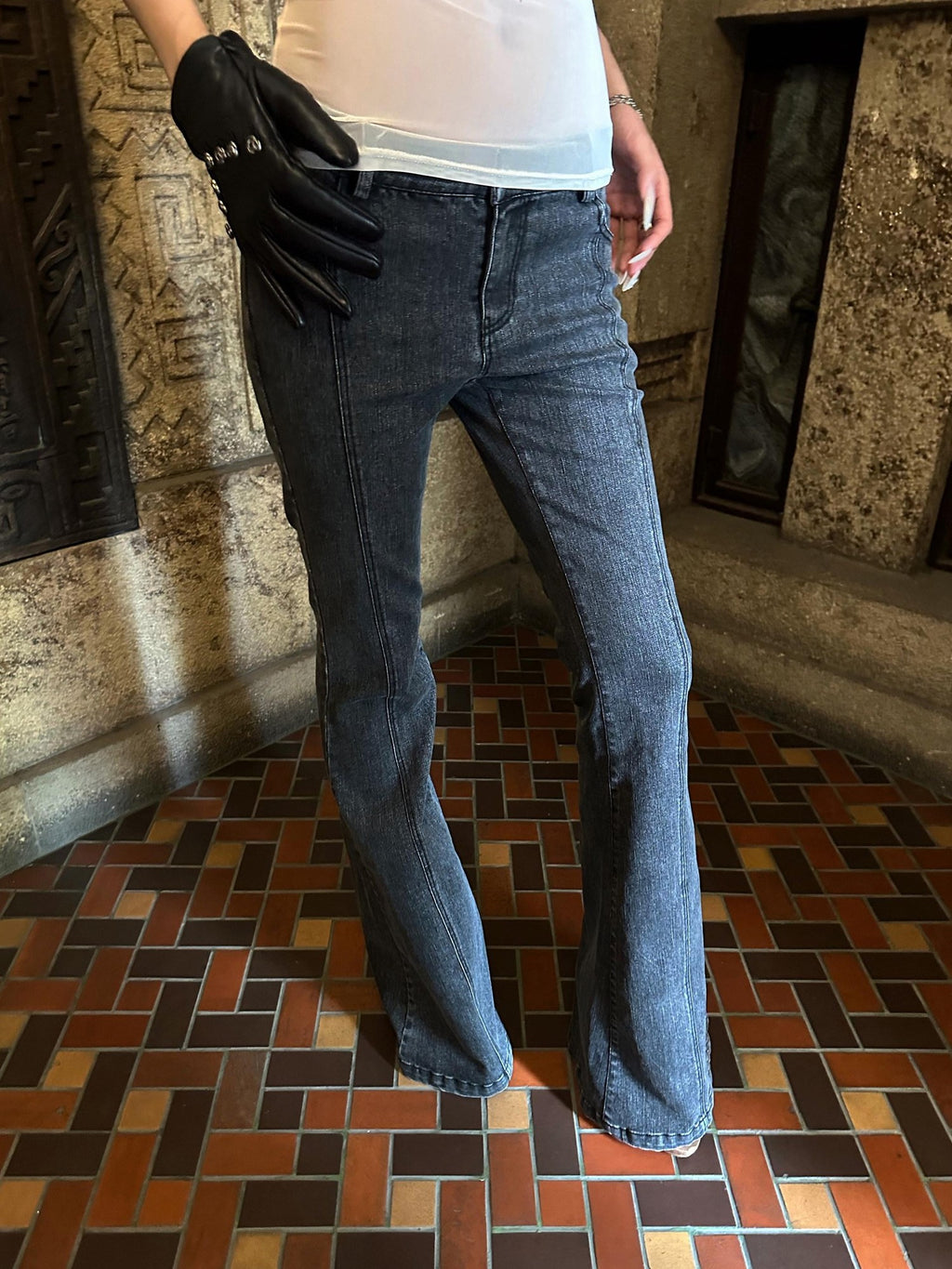 Rase le sol Washed Black Skinny Low Rise Micro Flare Women's Denim Bootcut Jeans