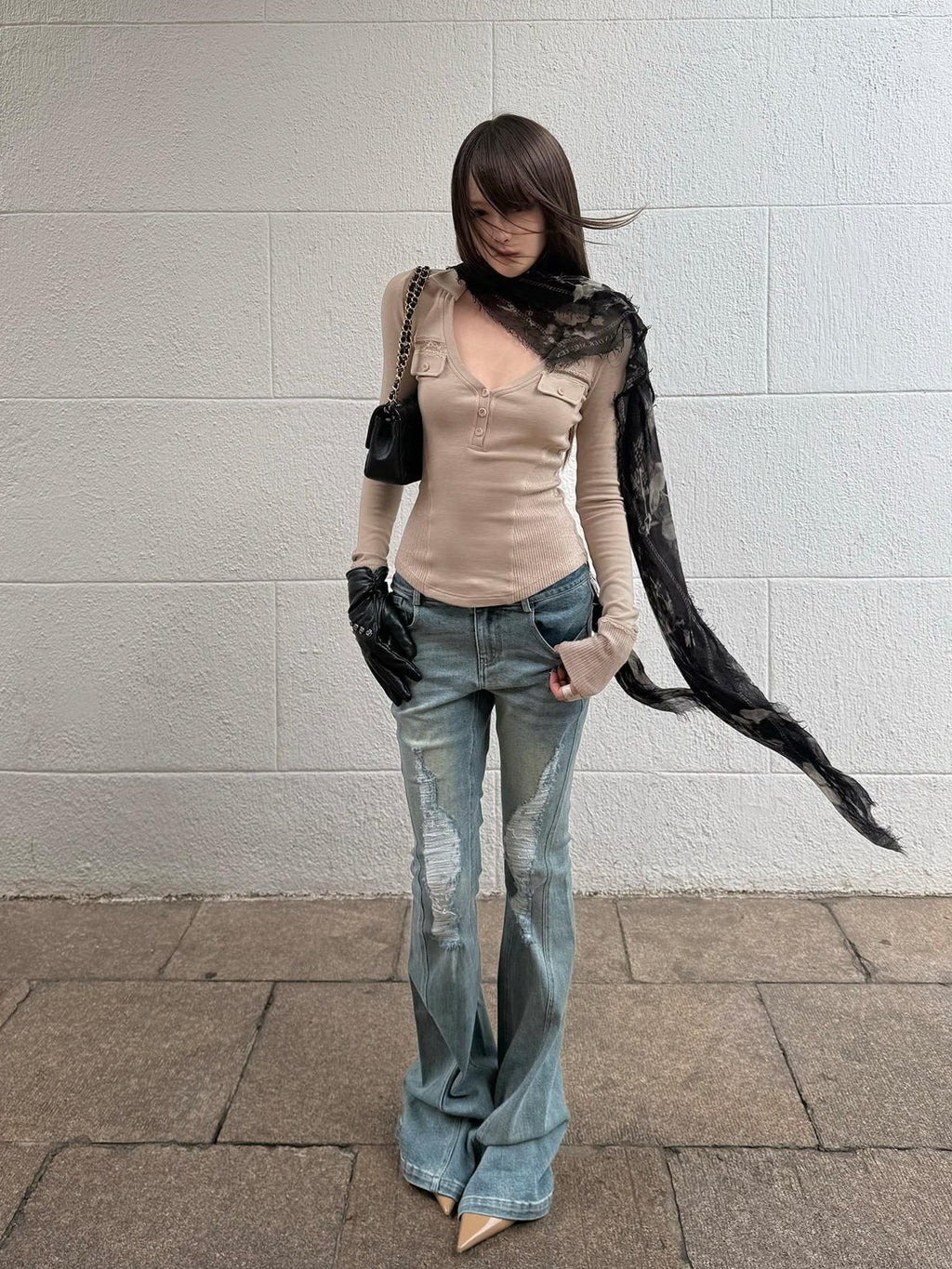 Rase le sol Washed Blue Grey Distressed Low Rise Slim Fit Cotton Women's Ripped Jeans