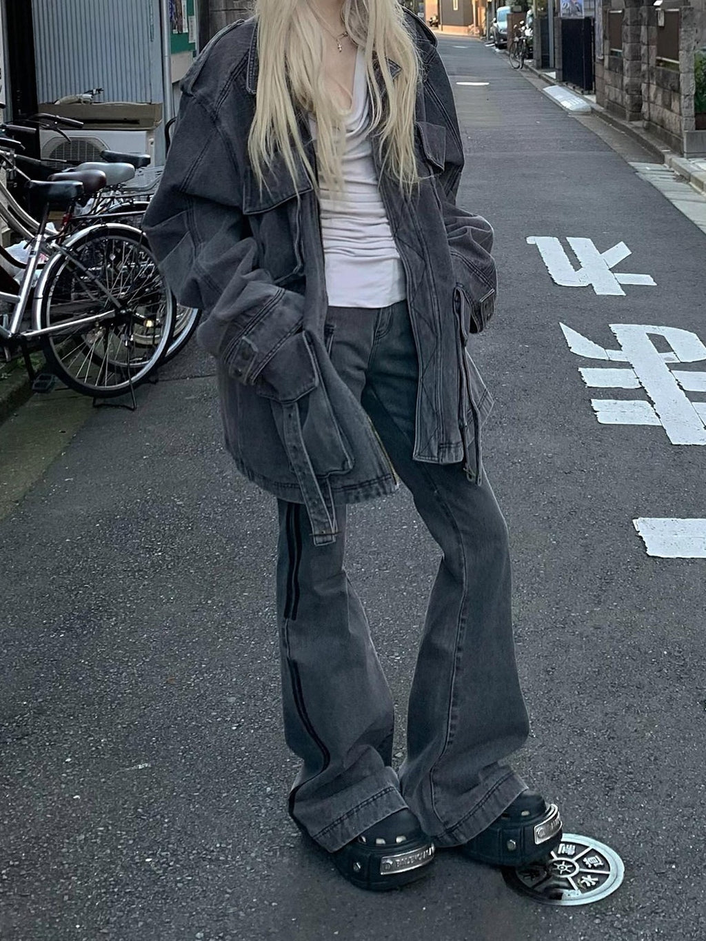 Rase le sol Washed Gray Workwear Cargo Oversized Boxy Women's Denim Jackets