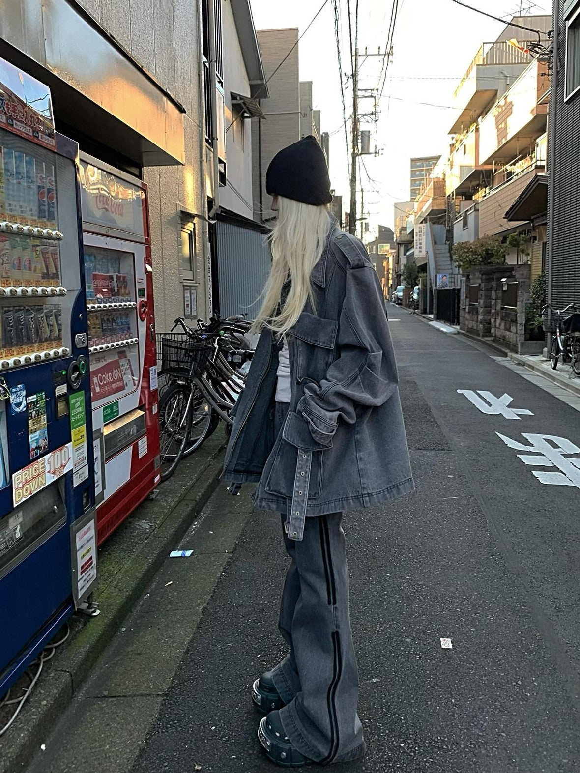 Rase le sol Washed Gray Workwear Cargo Oversized Boxy Women's Denim Jackets