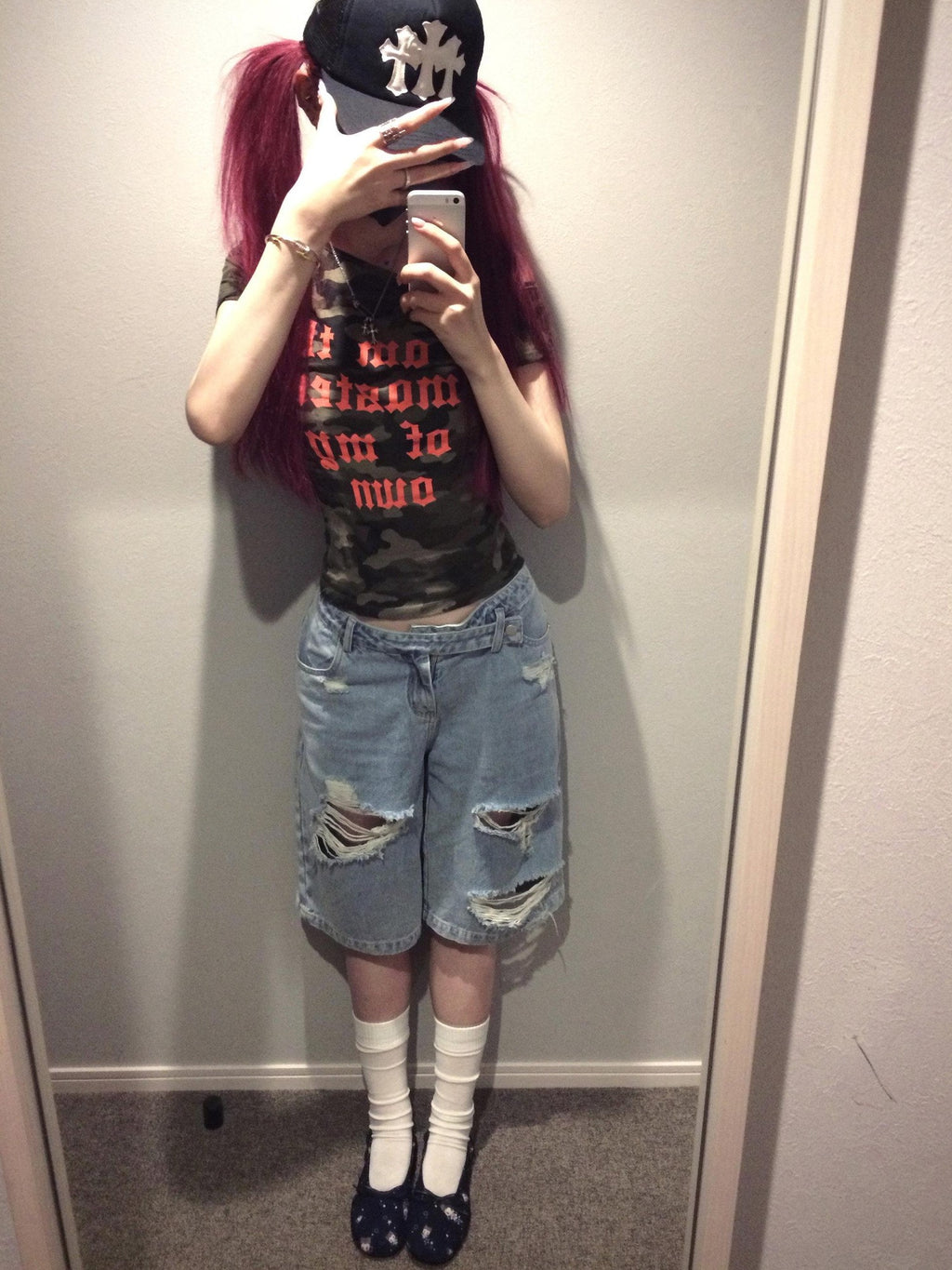 Rase le sol Washed Ripped Distressed American Vintage Women's Denim Bermuda Shorts