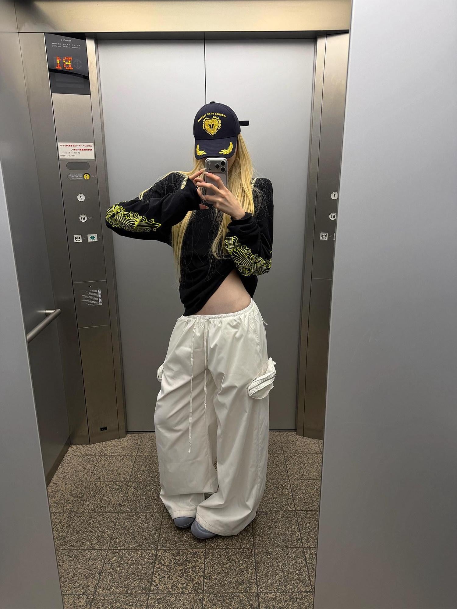 Rase le sol White Detachable Pocket Loose Straight Cut Women's Wide-leg Pants