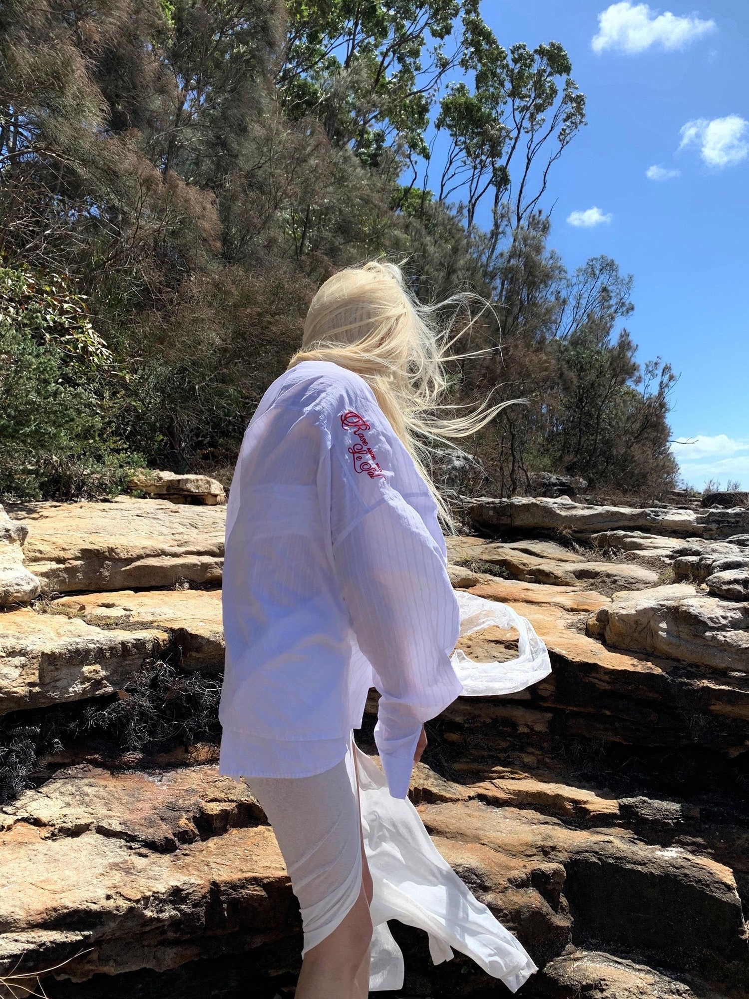 Rase le sol White Embroidered Striped Long Sleeve Sun Protection Women's Overshirts