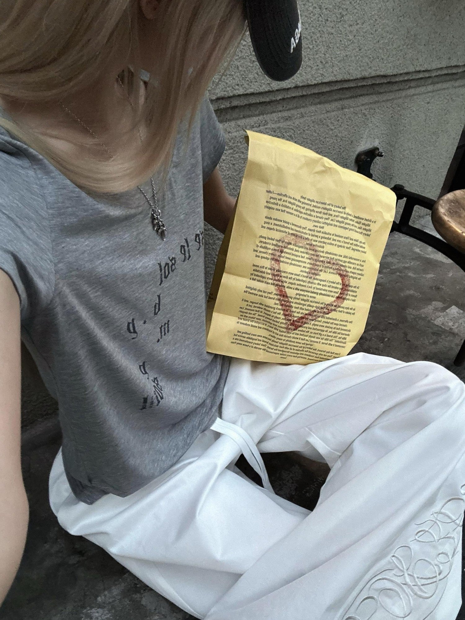 Rase le sol White Letter Embroidered Loose Straight Women's Wide-leg Pants