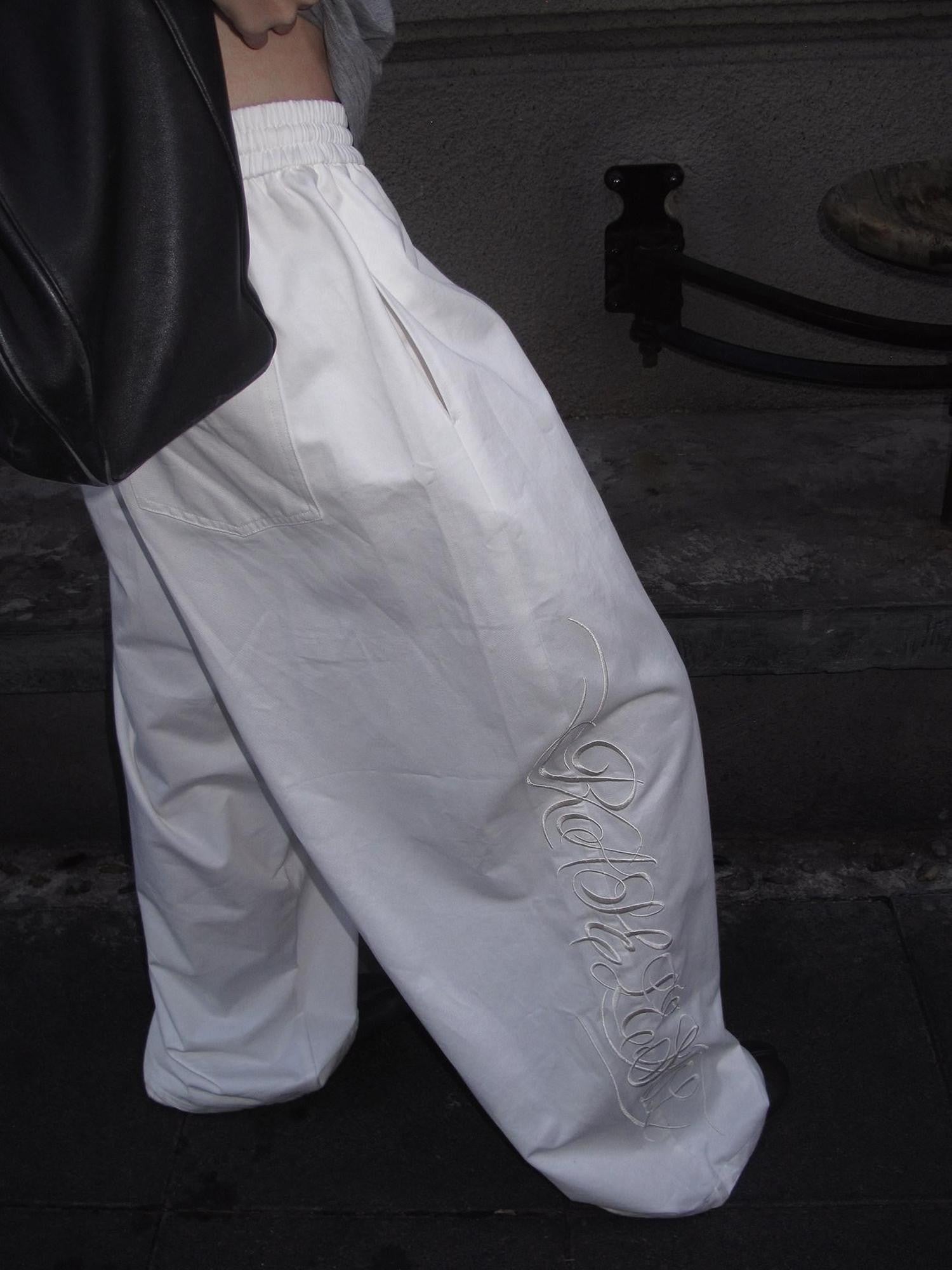 Rase le sol White Letter Embroidered Loose Straight Women's Wide-leg Pants
