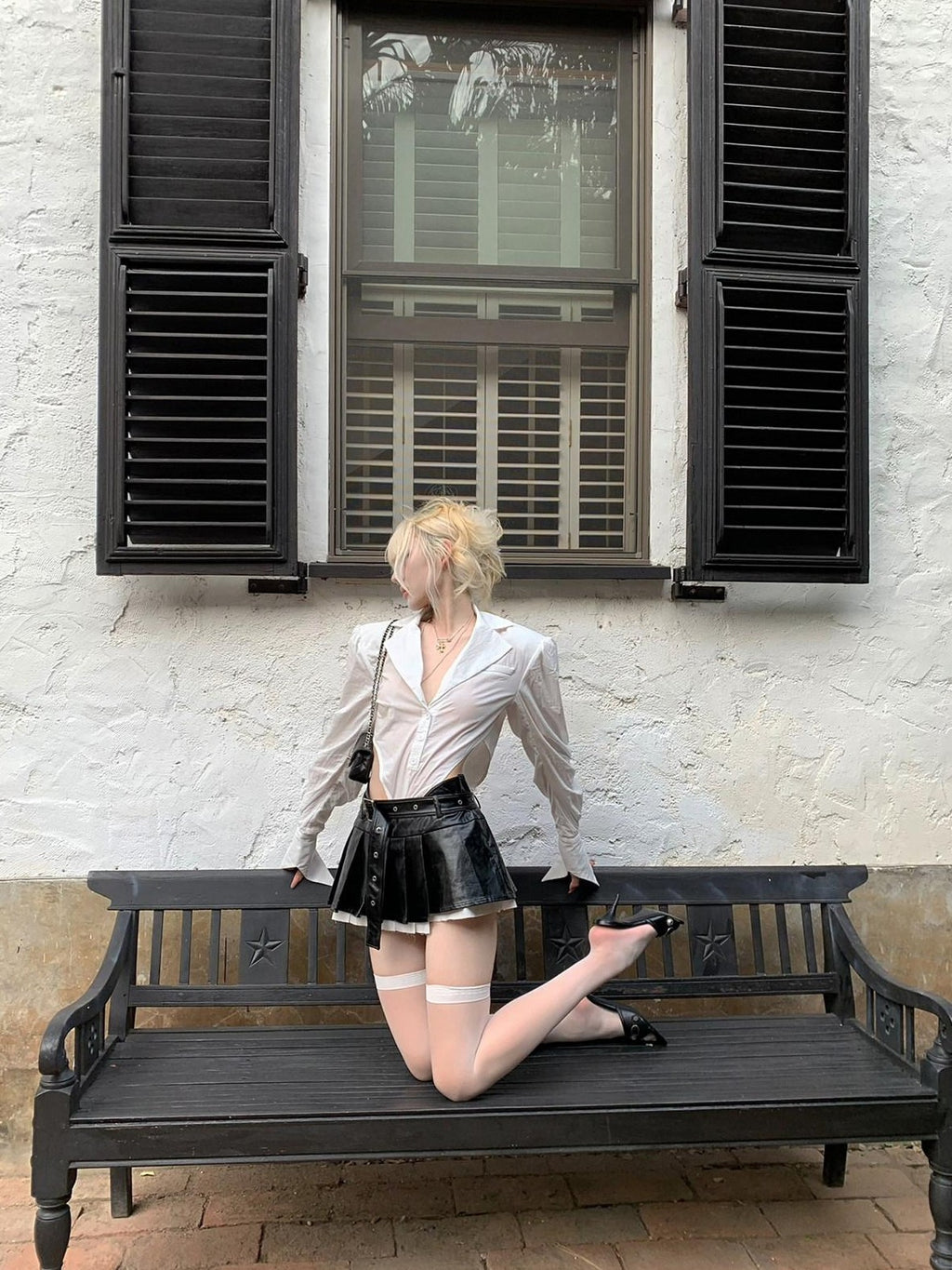 Rase le sol White One Piece Waist Cinching Structured Long Sleeve Women's Blouses