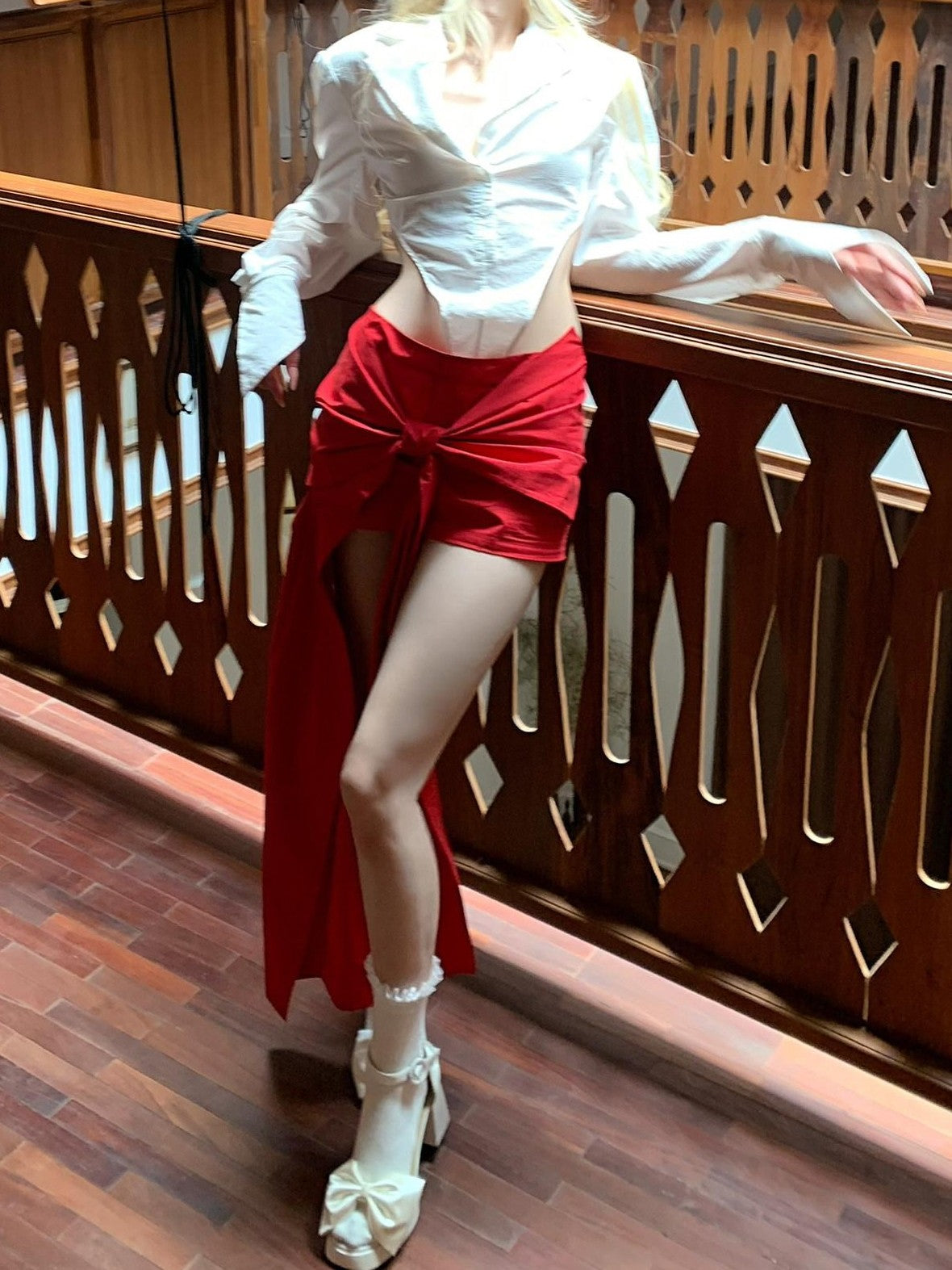 Rase le sol White One Piece Waist Cinching Structured Long Sleeve Women's Blouses