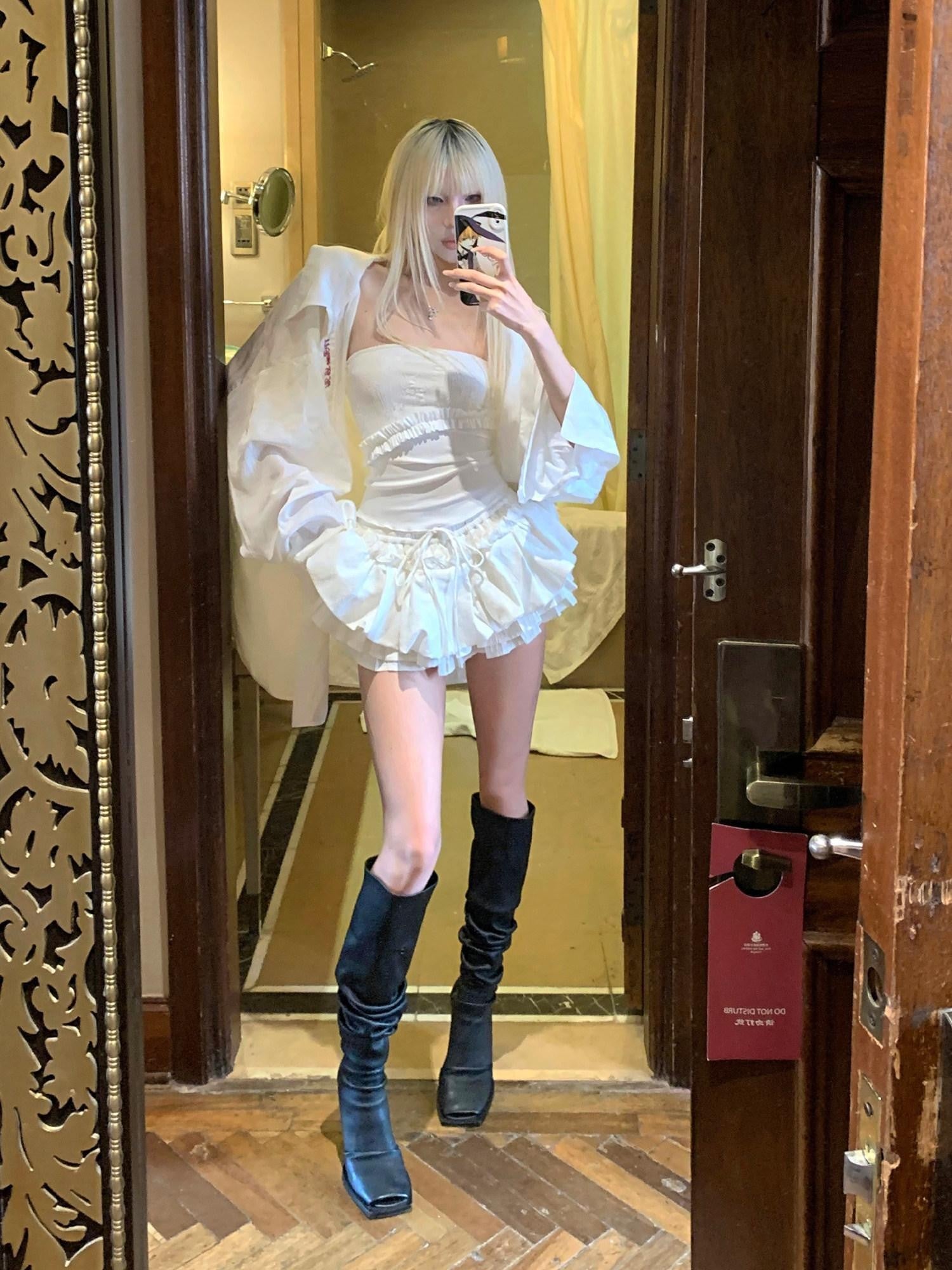 Rase le sol White Pleated Tiered Voluminous Puff A Line Women's Mini Skirts