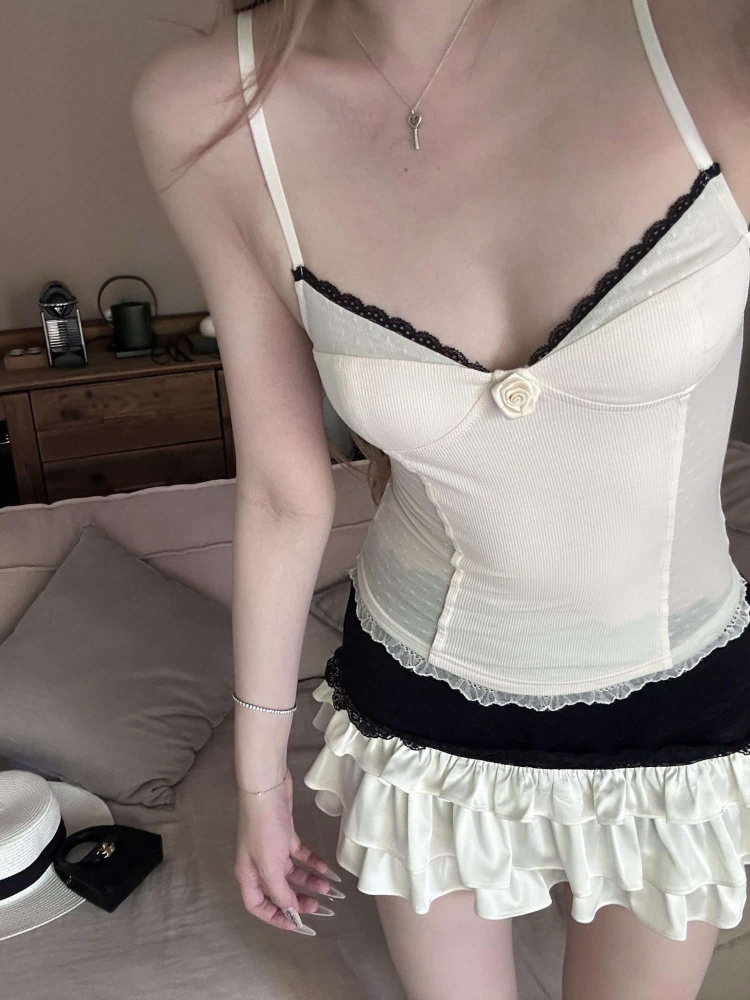 Rase le sol White Rose Lace Trim Mesh Panel Women's Sheer Lace Mesh Camisoles