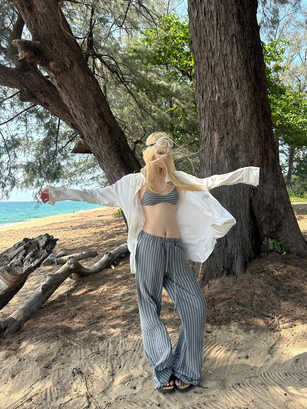 Rase le sol White Slouchy Relaxed Loose Oversized Shirt Style Women's Overshirts