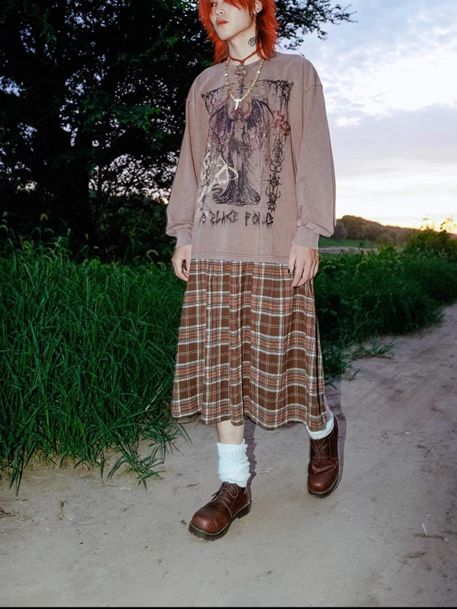 RebelSeed Aged Brown Heat Transfer Print Drop Shoulder Women's Cotton Long Sleeve T-shirts