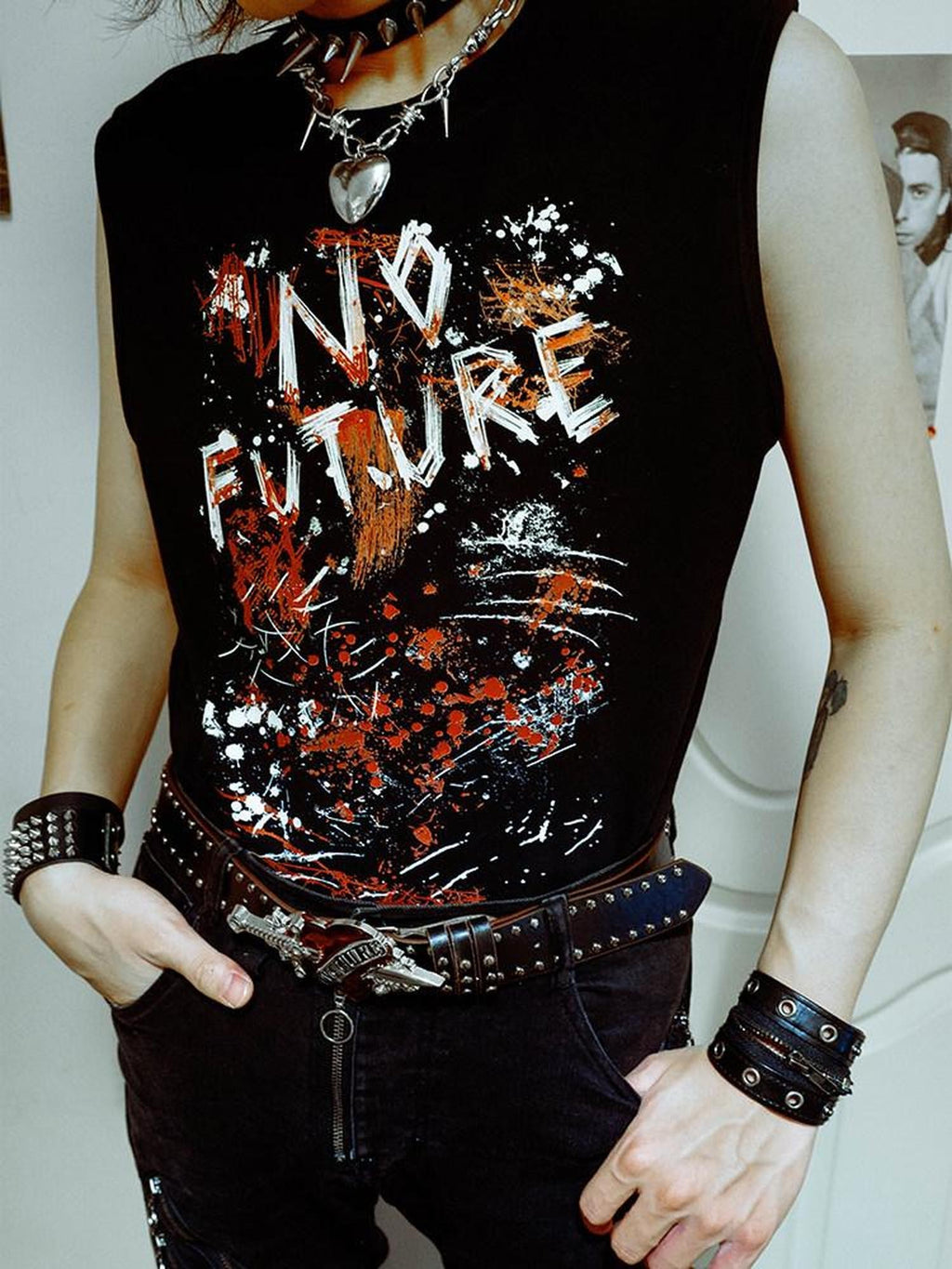 RebelSeed Black Distressed Punk Heat Transfer Character Women's Cotton Tank Tops