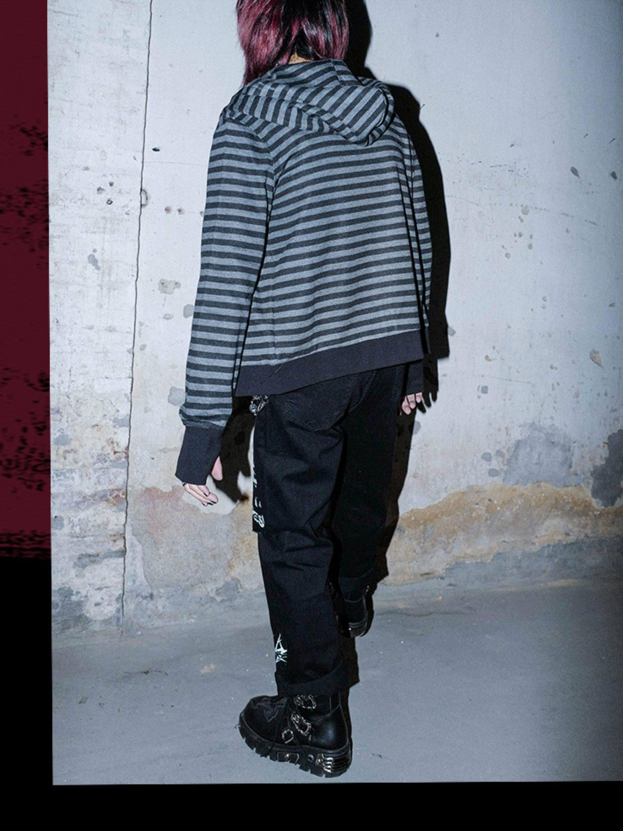 RebelSeed Black Grey Striped Gel Print Patch Pockets Women's Cotton Zip-up Hoodies