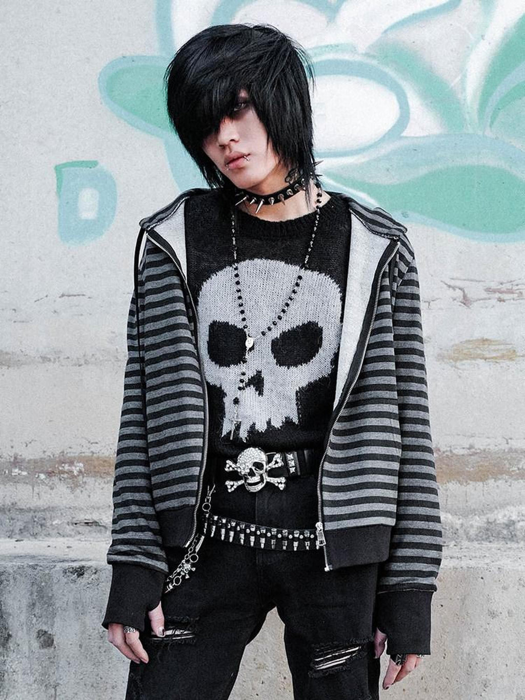 RebelSeed Black Grey Striped Gel Print Patch Pockets Women's Cotton Zip-up Hoodies