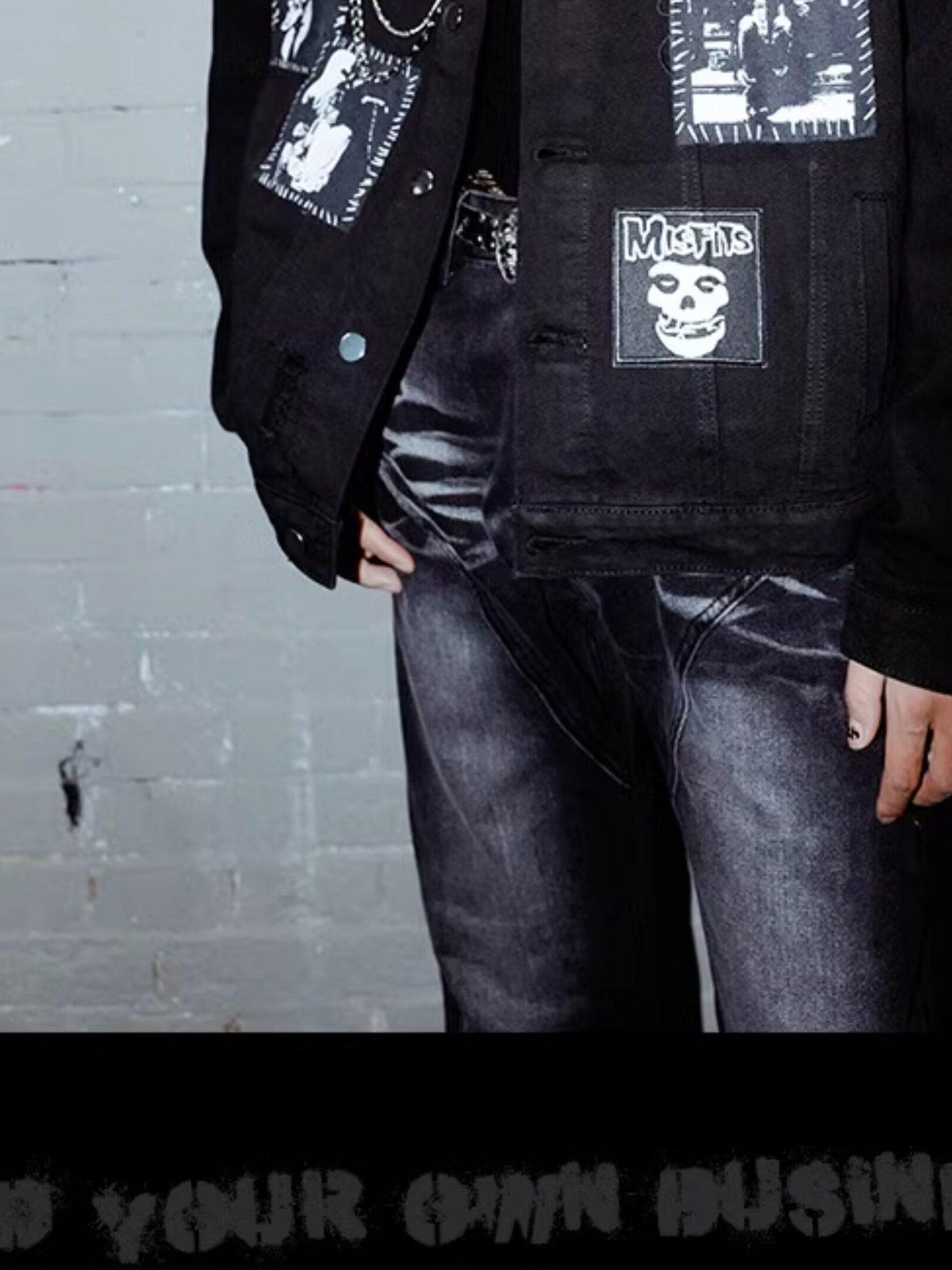 RebelSeed Black Patch Ripped Chain Loose Fit Lapel Collar Women's Cotton Denim Jackets