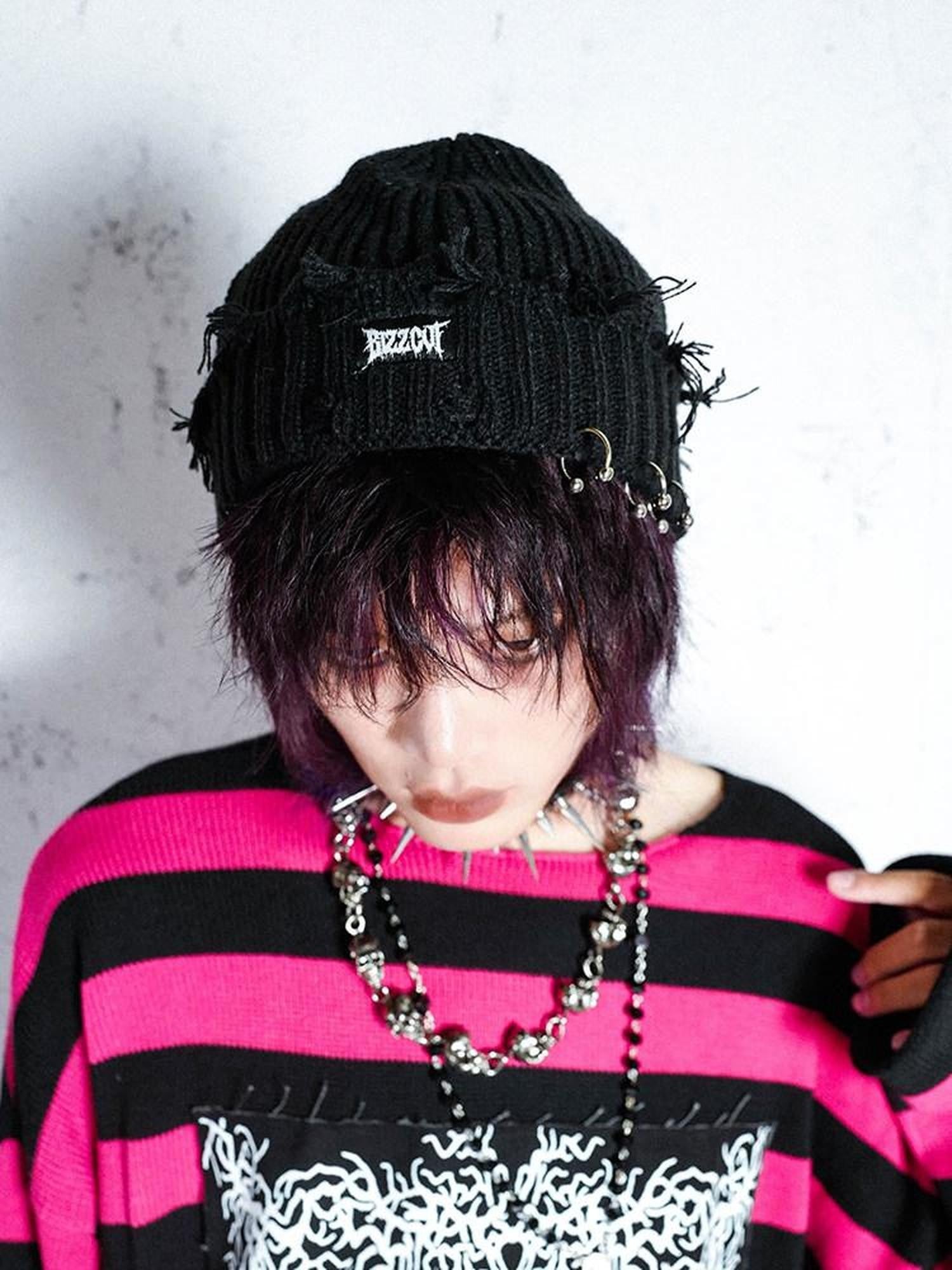 RebelSeed Black Perforated Rivet Badge Stitch Rolled Brim Women's Polyester Beanies