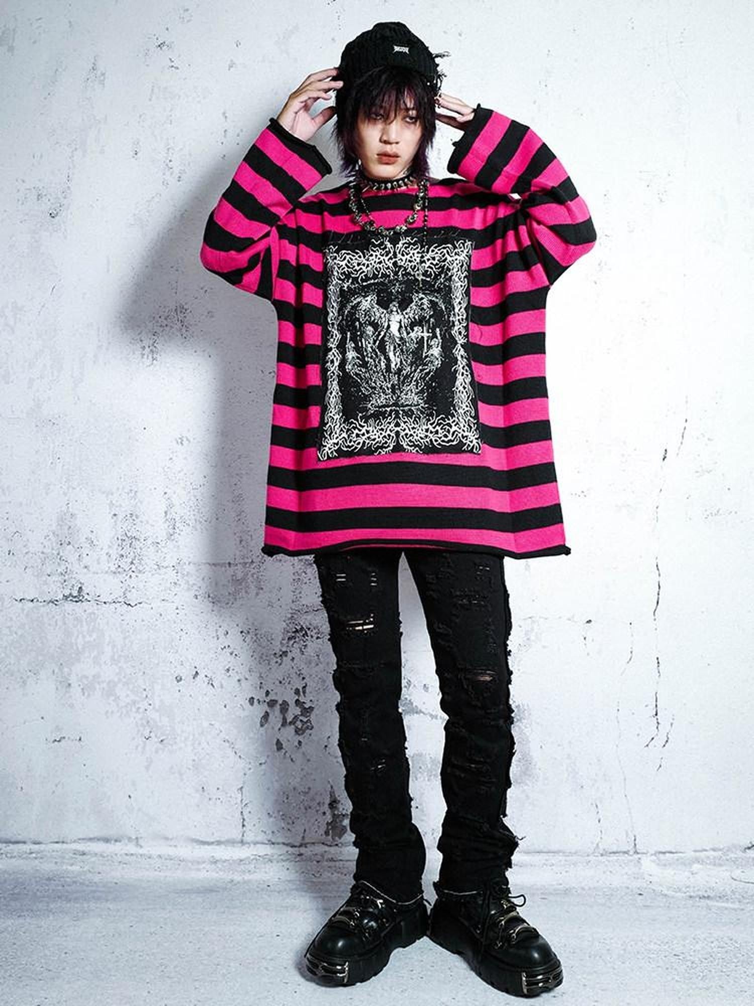 RebelSeed Black Perforated Rivet Badge Stitch Rolled Brim Women's Polyester Beanies