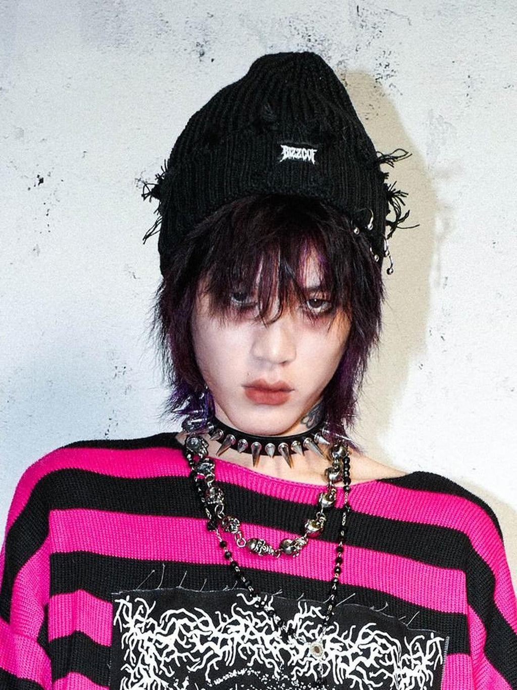 RebelSeed Black Perforated Rivet Badge Stitch Rolled Brim Women's Polyester Beanies
