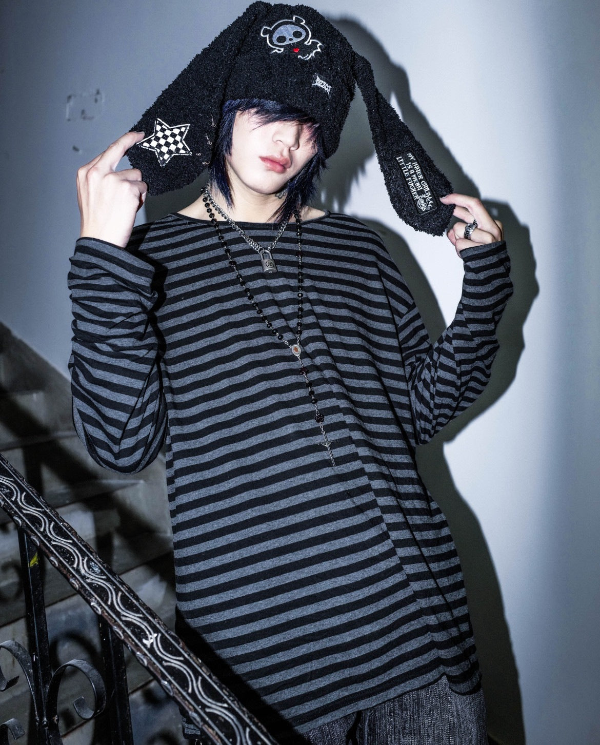 RebelSeed_Black_Red_Striped_Abstract_Punk_Drop_Shoulder_Loose_Women's_Long_Sleeve_T-shirts_972321661132_MISSTT