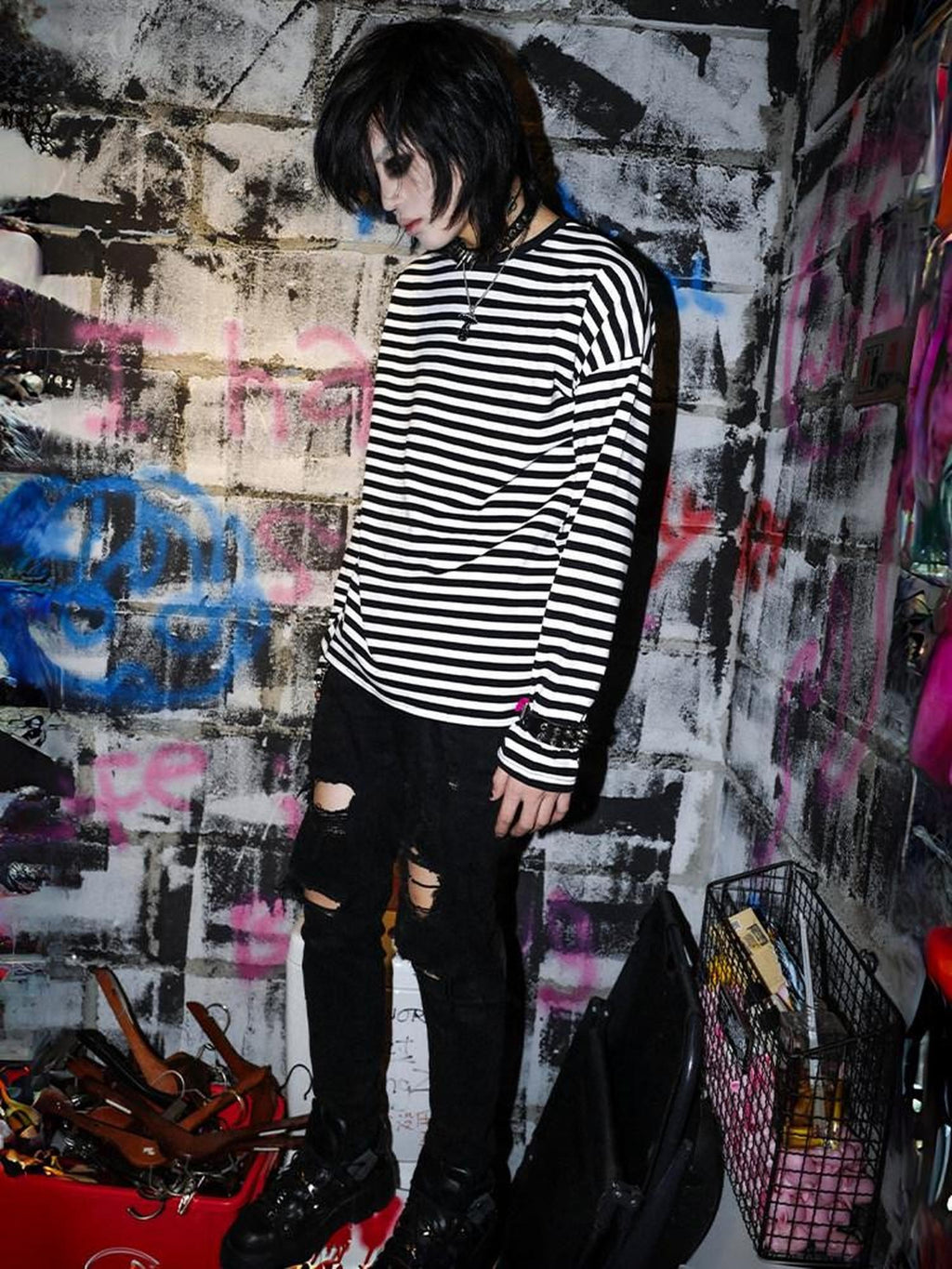 RebelSeed Black Red Striped Drop Shoulder Loose Rock Women's Long Sleeve T-shirts