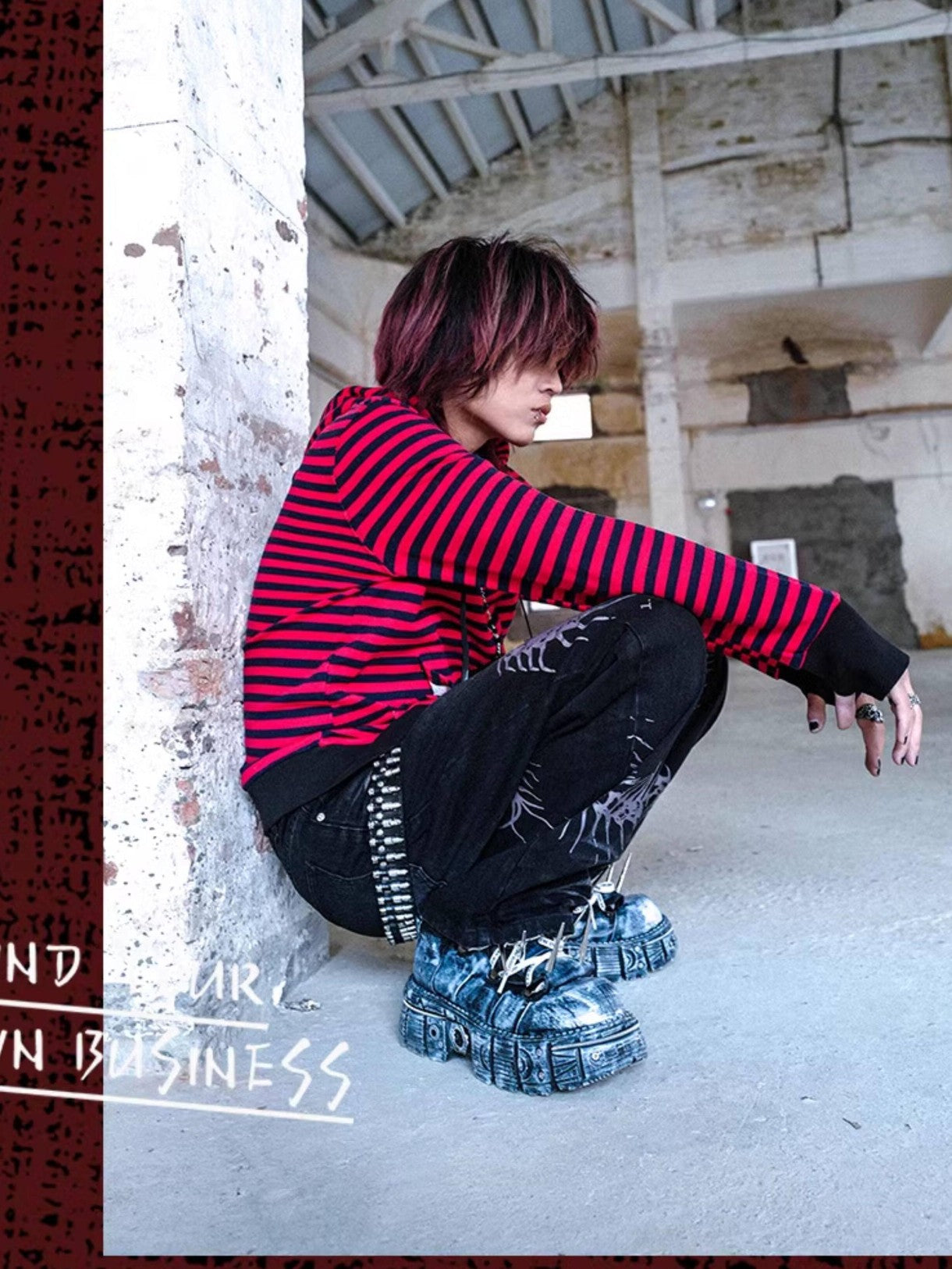 RebelSeed Black Red Striped Washed Print Women's Cotton Zip-up Hoodies