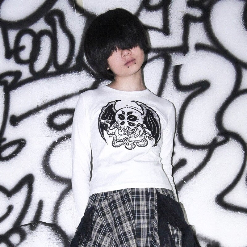 RebelSeed_Cthulhu_Moth_Totem_Printed_Punk_Loose_Women's_Cotton_Long_Sleeve_T-shirts_968809477833_MISSTT