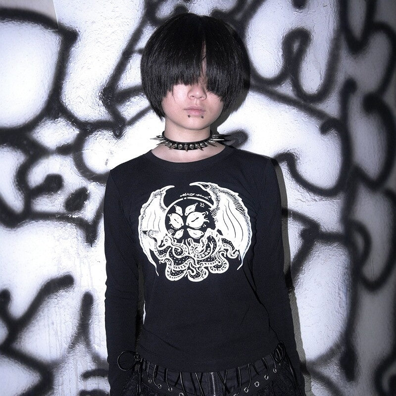 RebelSeed_Cthulhu_Moth_Totem_Printed_Punk_Loose_Women's_Cotton_Long_Sleeve_T-shirts_968809477833_MISSTT