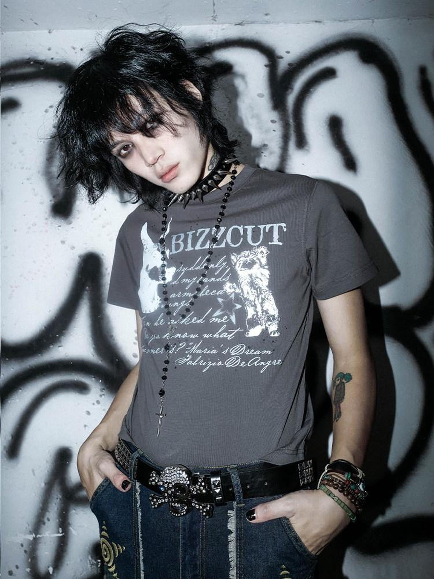 RebelSeed Dark Gothic Animal Heat Transfer Fitted Women's Cotton Short Sleeve T-shirts
