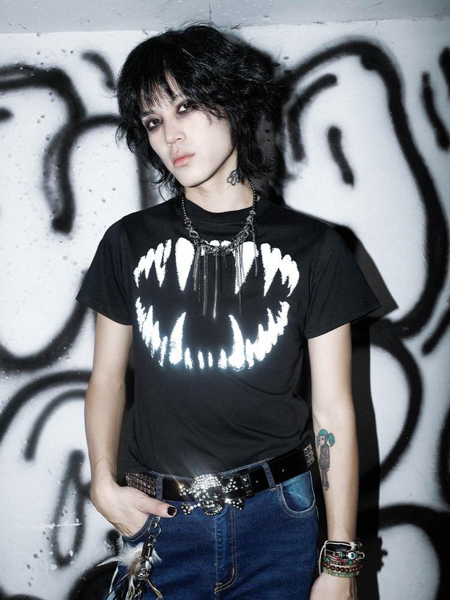 RebelSeed Dark Gothic Cross Print Hot Stamp Slim Fit Women's Cotton Short Sleeve T-shirts
