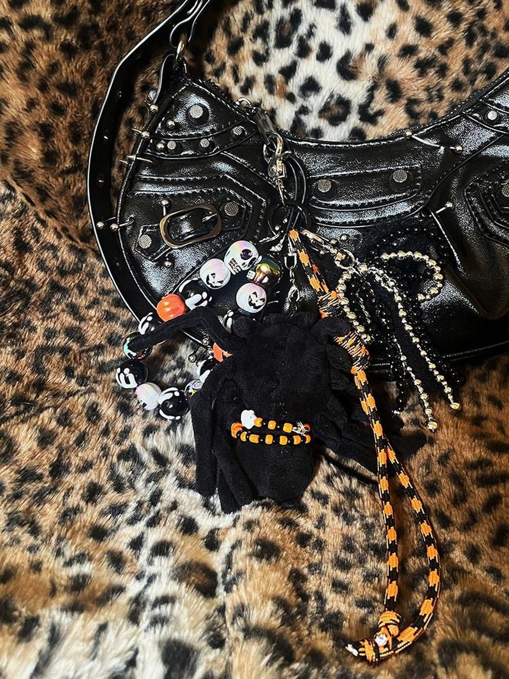 RebelSeed Dark Gothic Punk Rock Rabbit Spider Chain Charm Women's Keychains