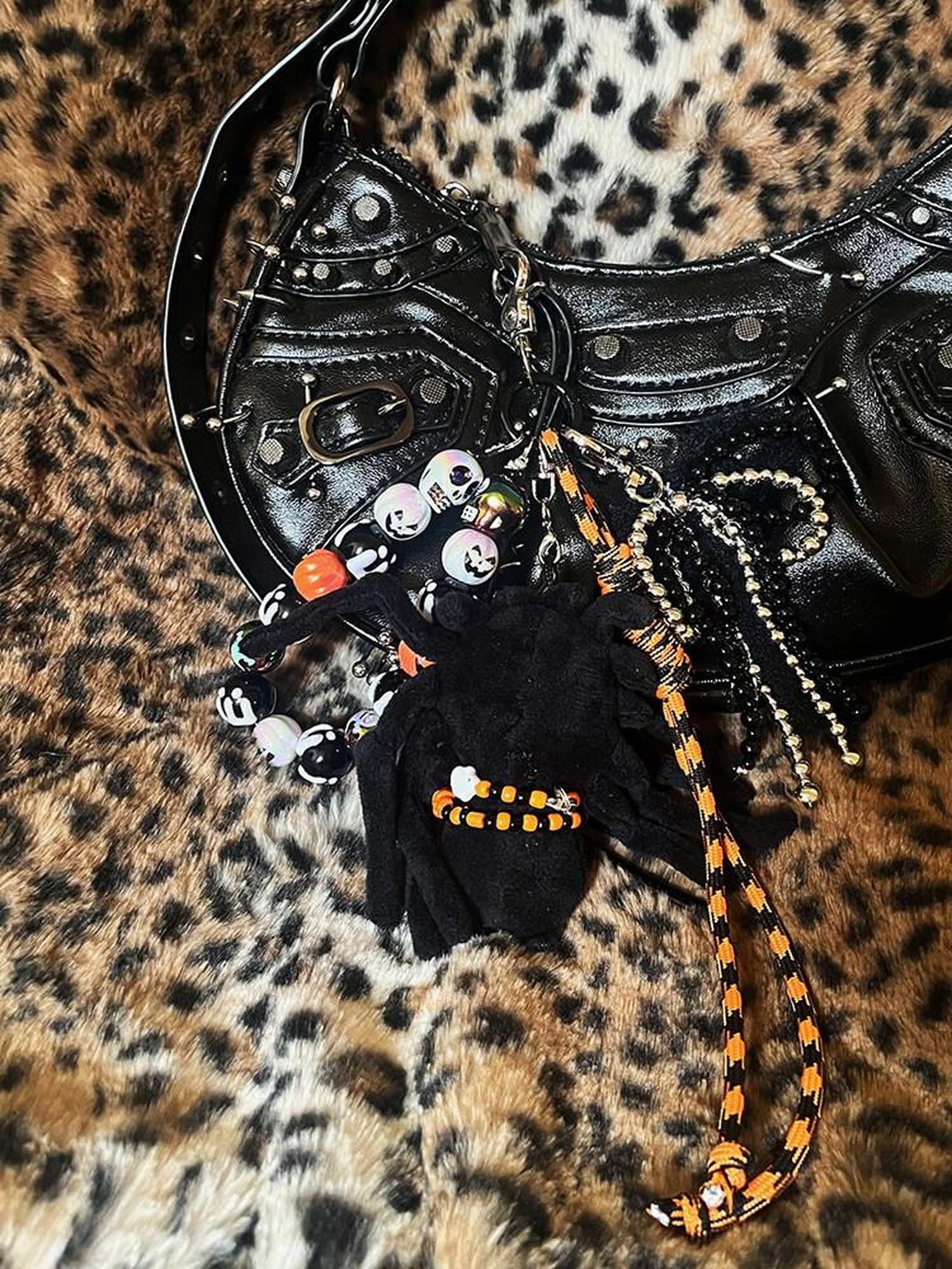RebelSeed Dark Gothic Punk Rock Rabbit Spider Chain Charm Women's Keychains